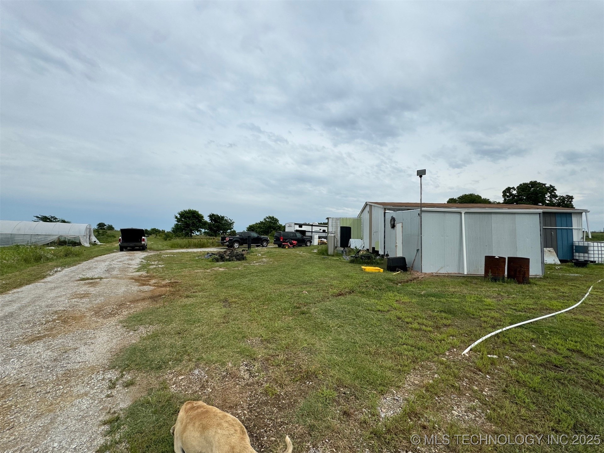 3000 Wildflower Property Photo 19