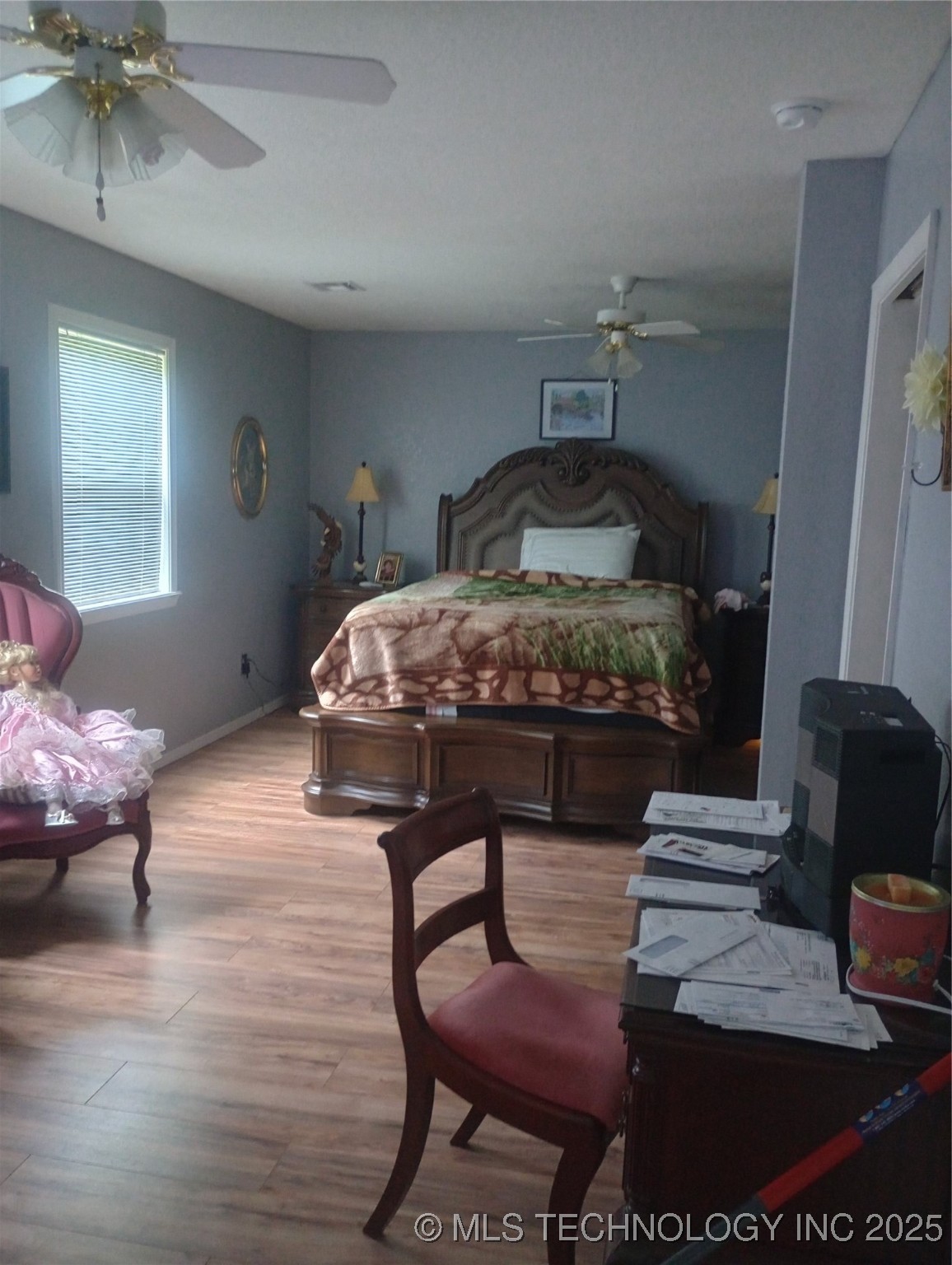 1122 Green Street Property Photo 10