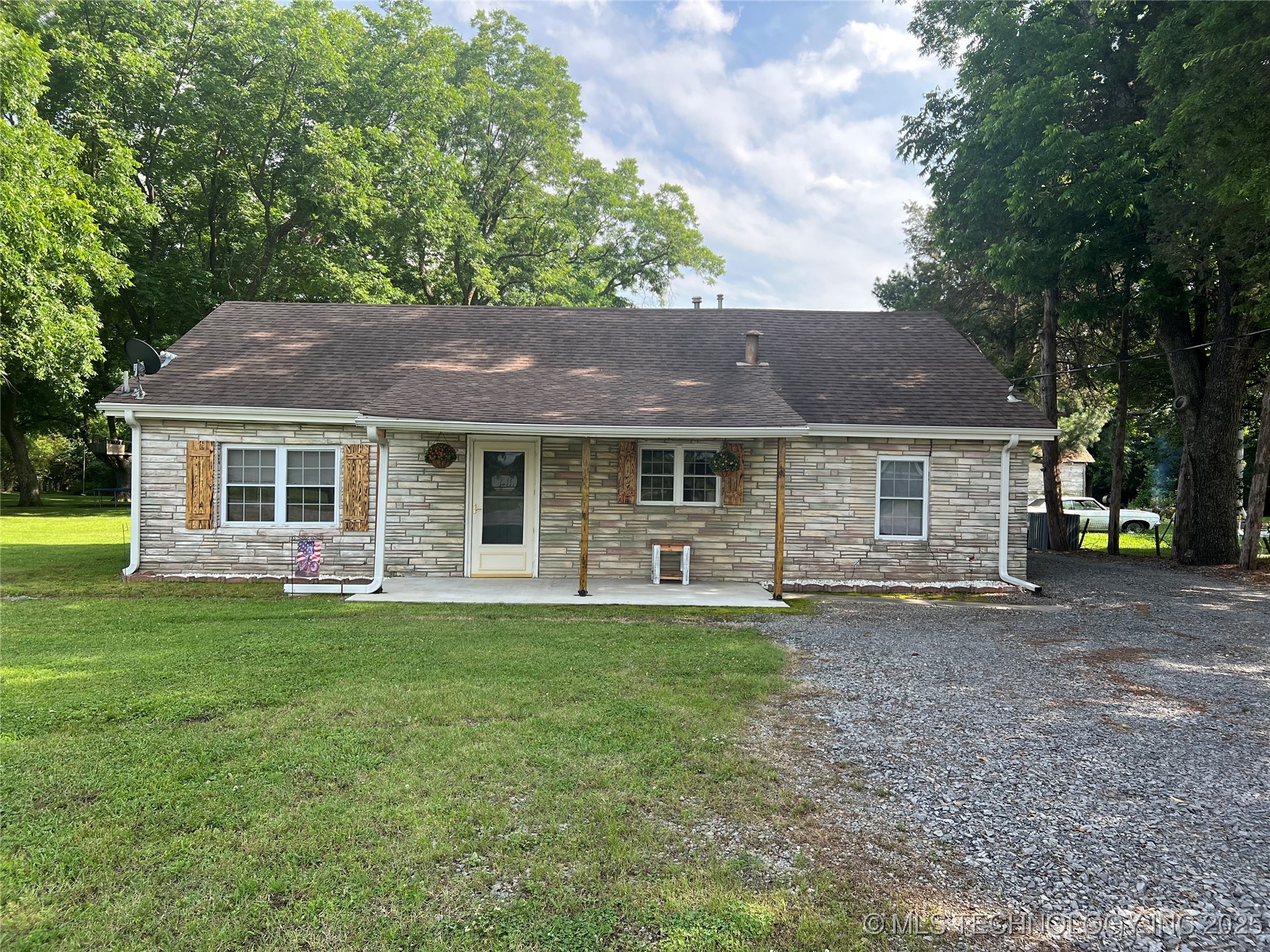 6207 W Okmulgee Property Photo 1