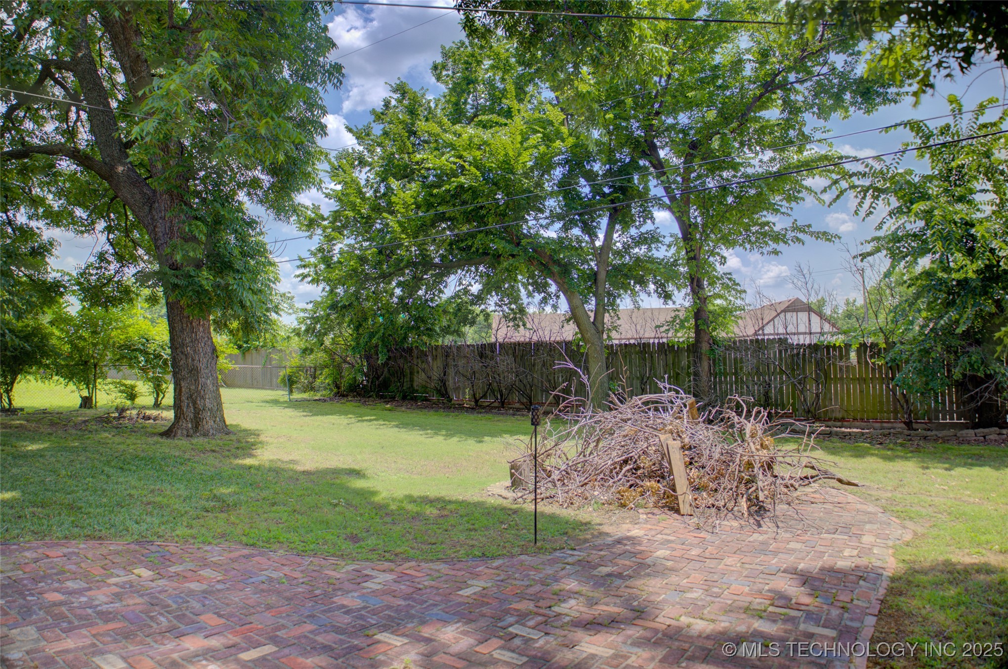 2328 S Delaware Court Property Photo 48