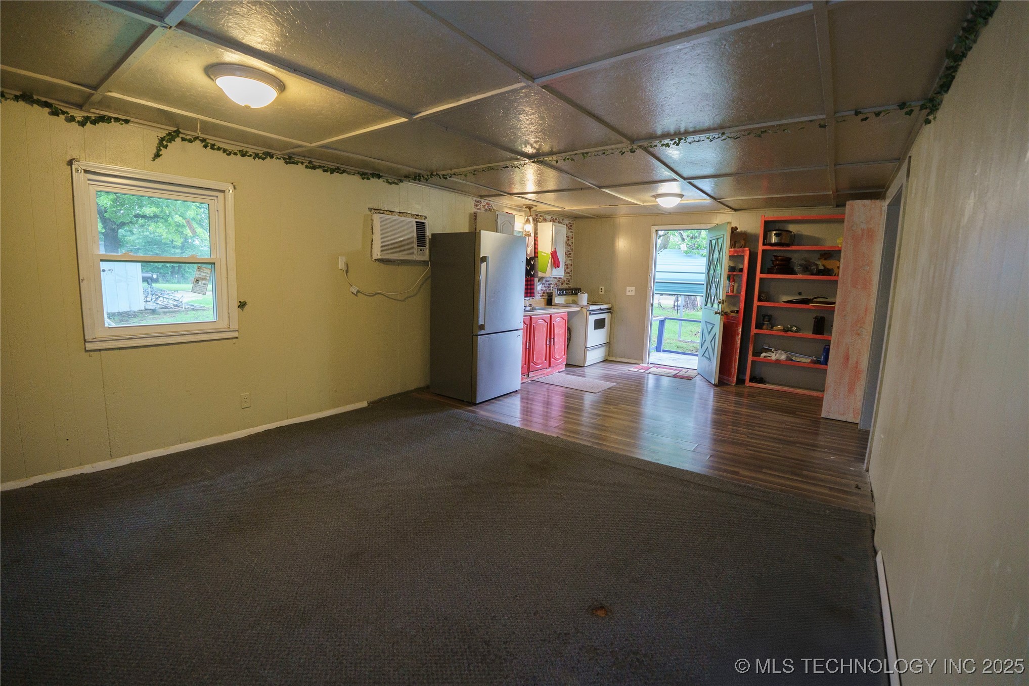 180 County Road 3579 Property Photo 3