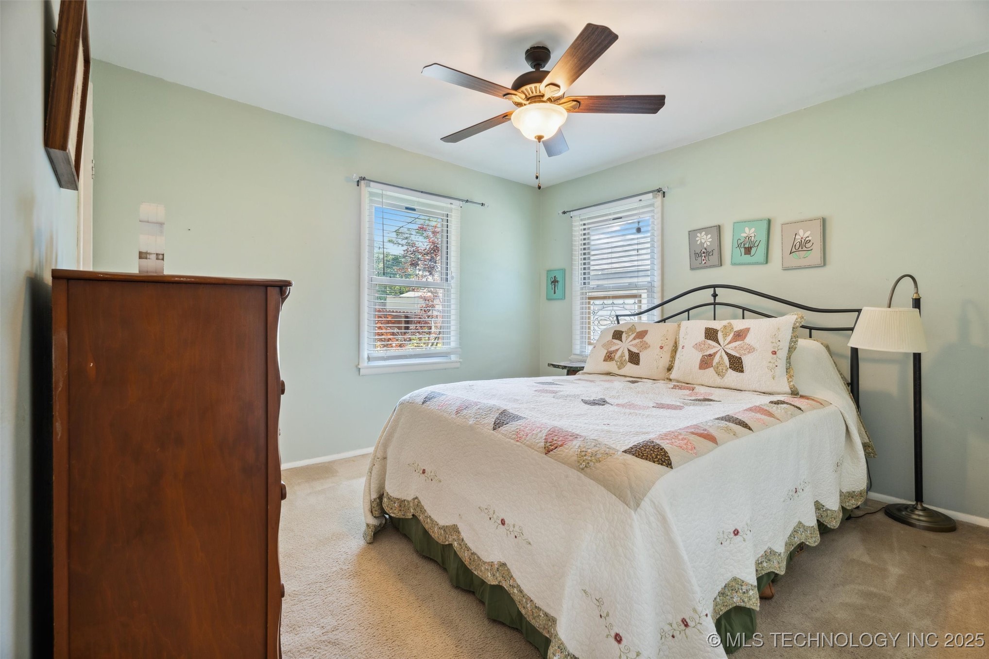 300 Se Waverly Avenue Property Photo 17