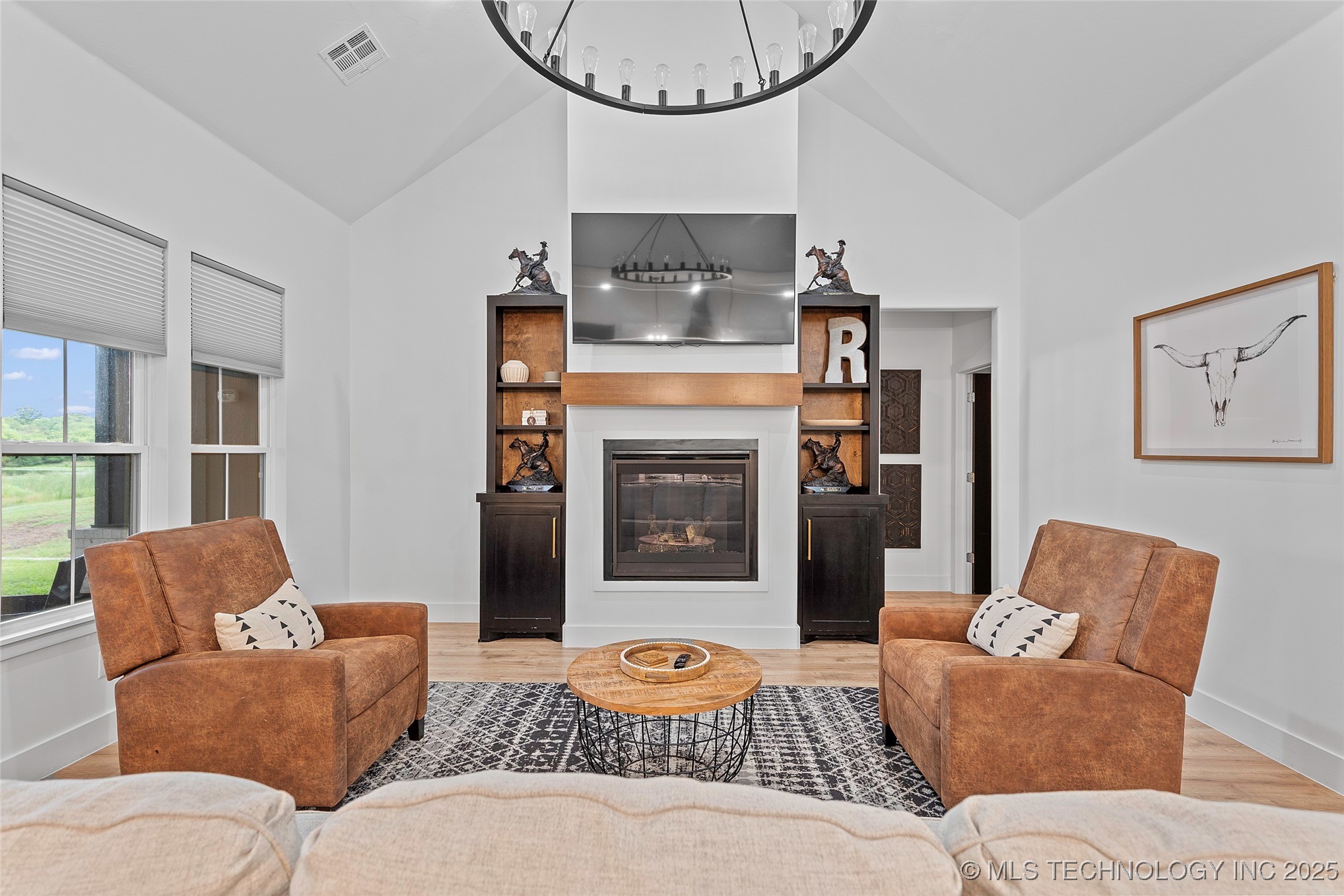 1013 Prairie View Road Property Photo 6