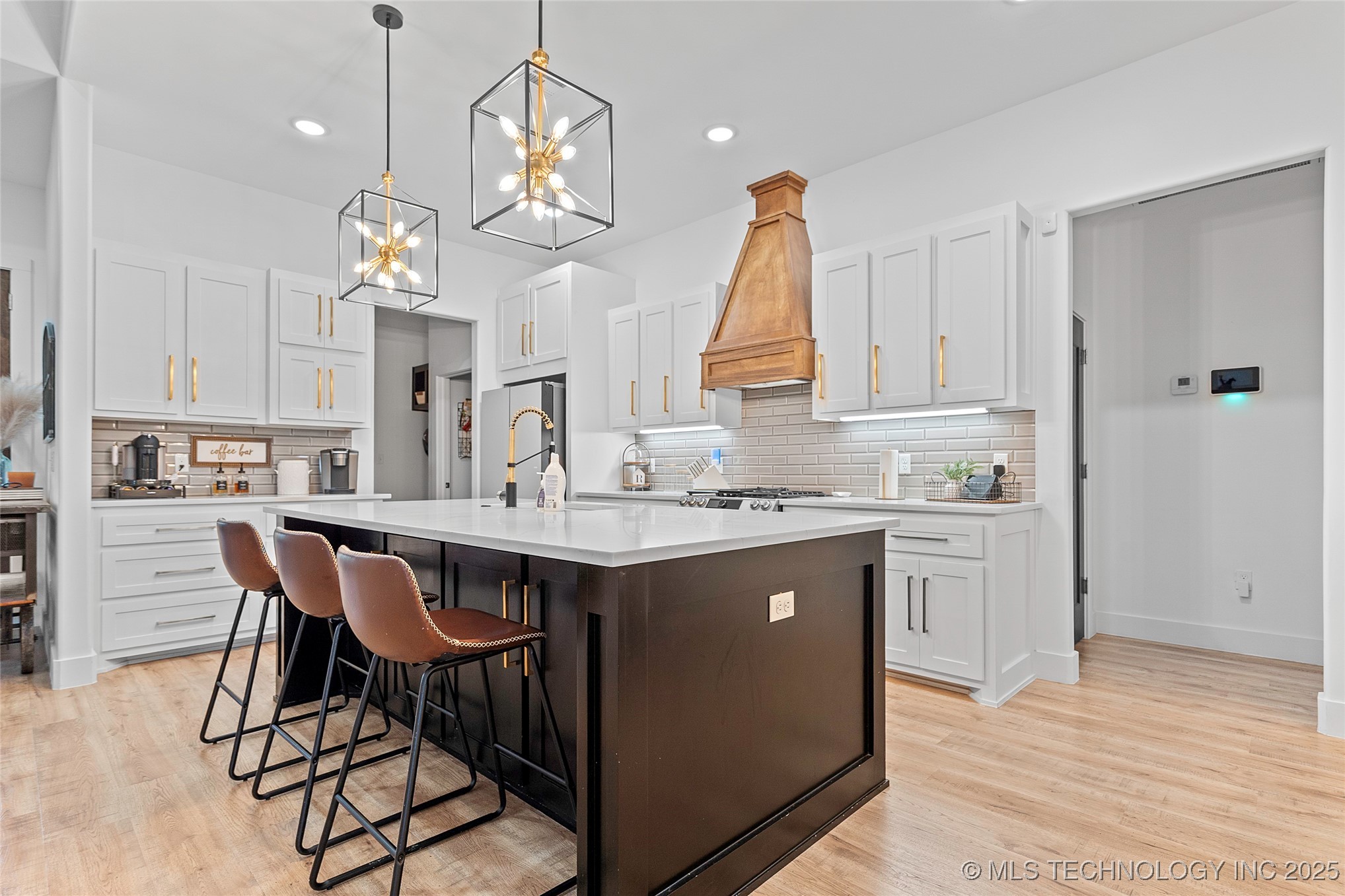 1013 Prairie View Road Property Photo 12