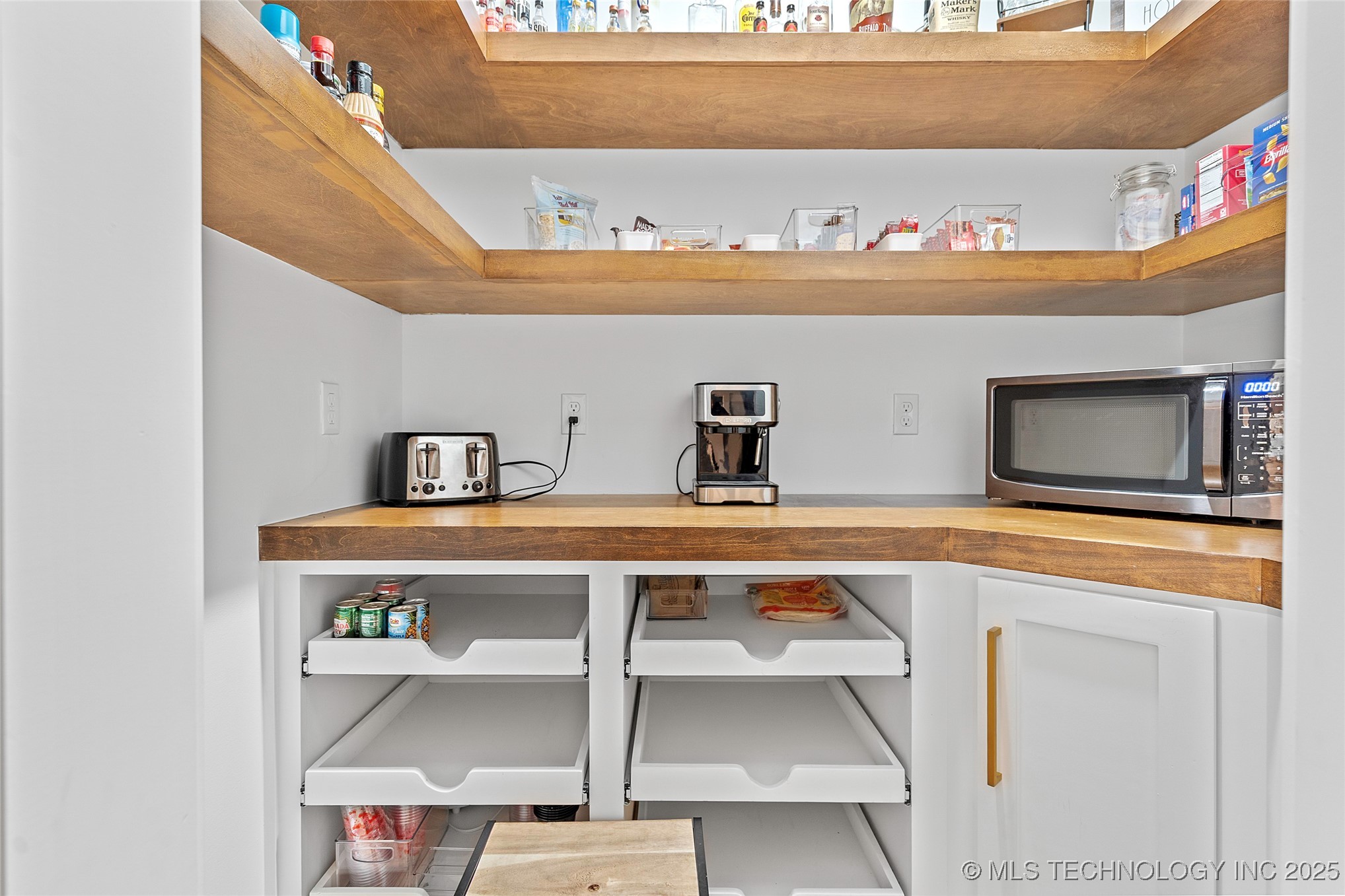 1013 Prairie View Road Property Photo 17