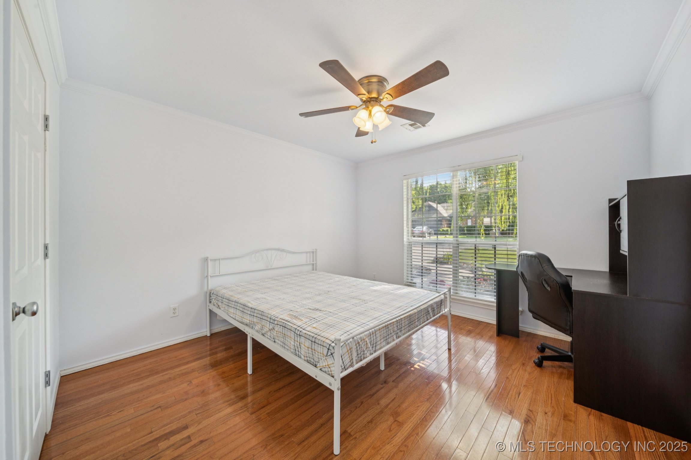 11920 S Holley Street Property Photo 25