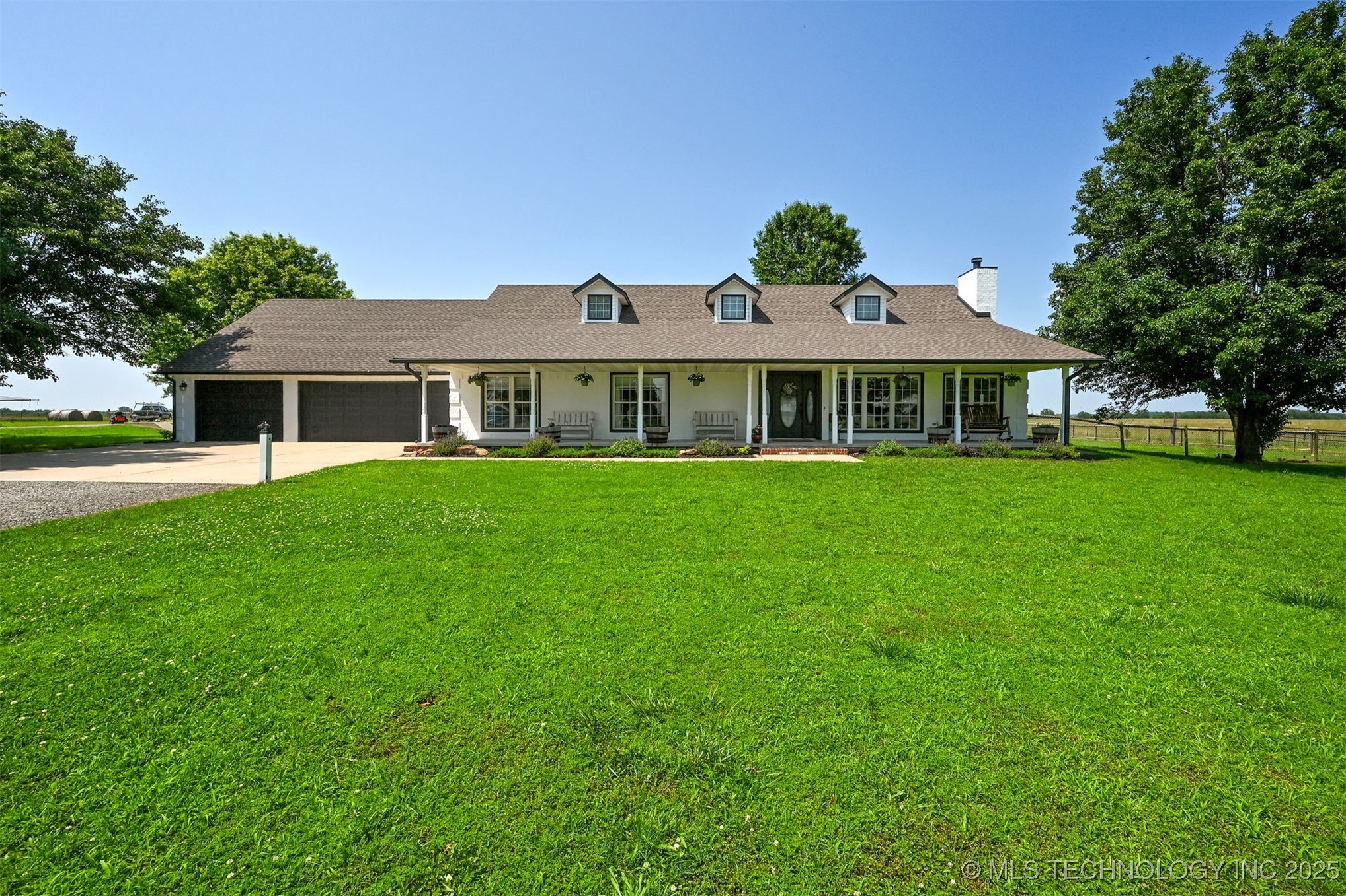 23535 E 720 Road Property Photo 1