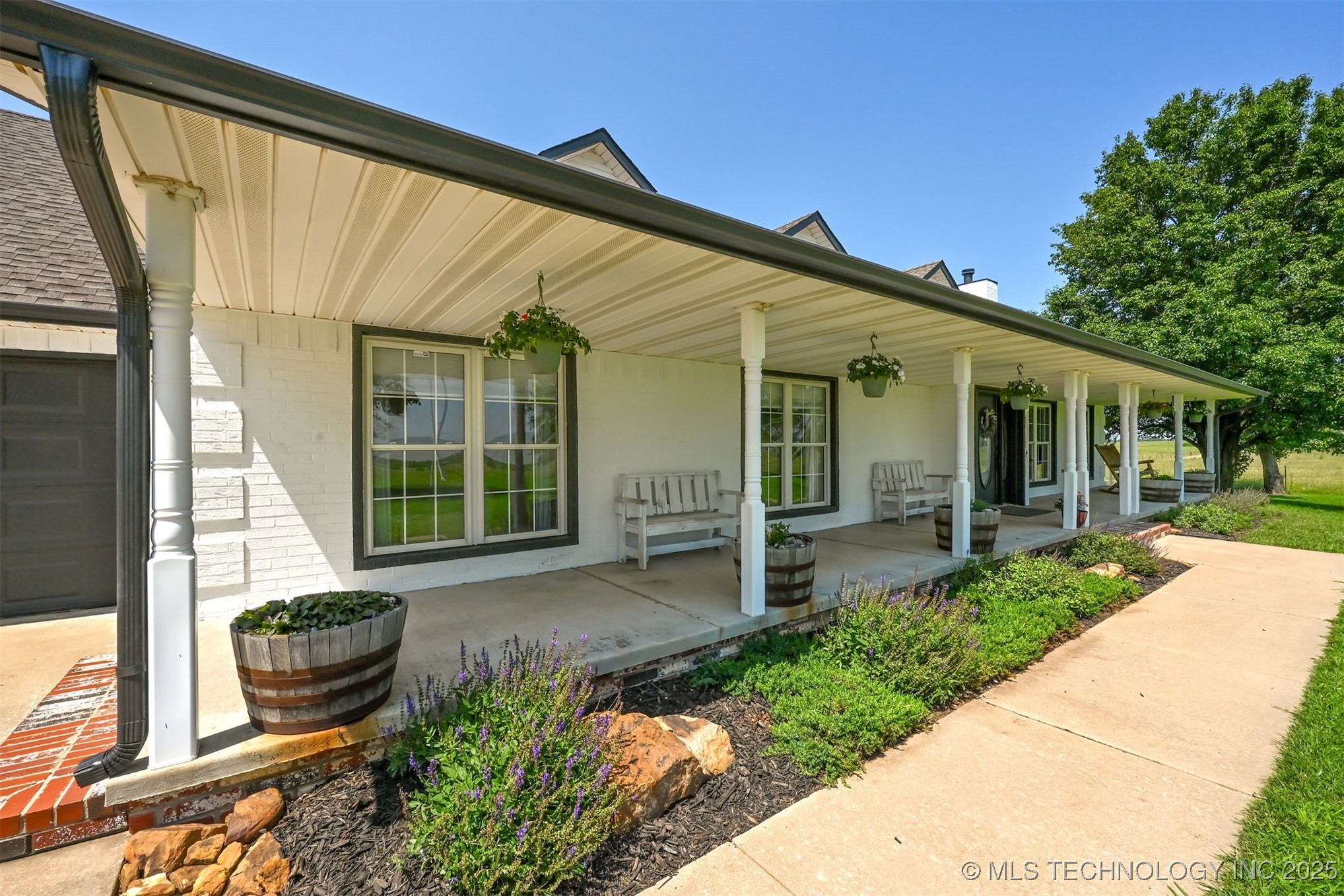 23535 E 720 Road Property Photo 8