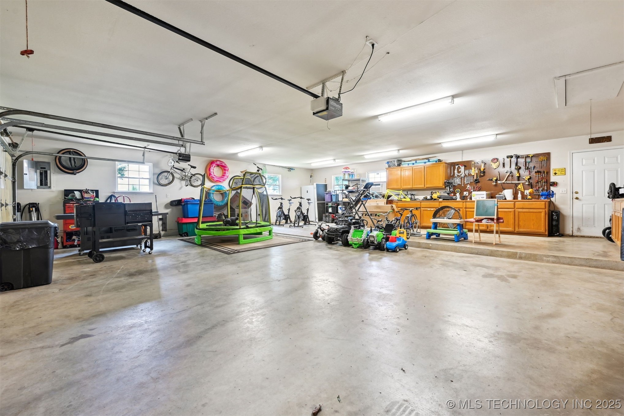 23535 E 720 Road Property Photo 45