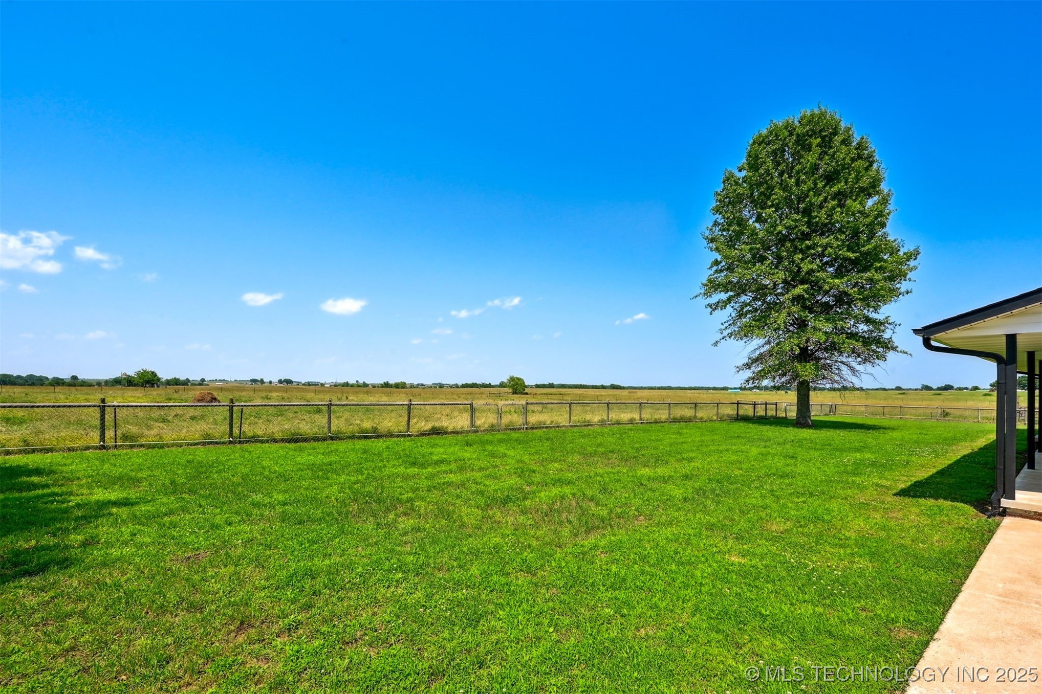 23535 E 720 Road Property Photo 49