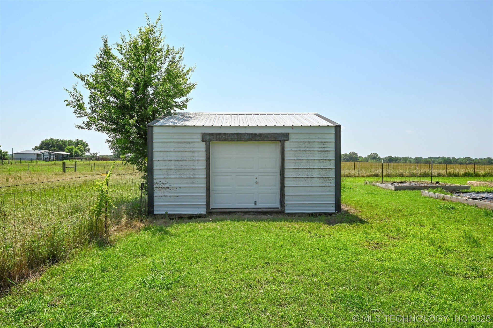 23535 E 720 Road Property Photo 54