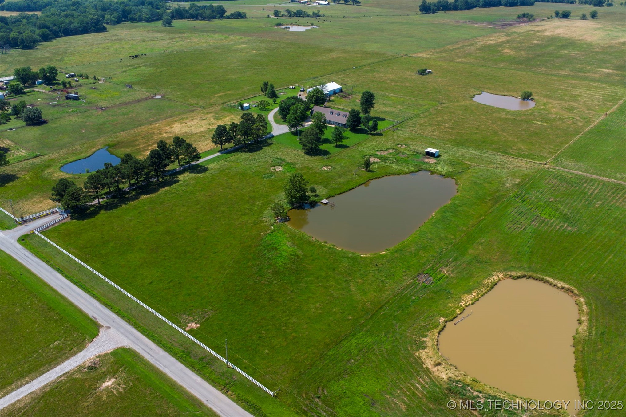 23535 E 720 Road Property Photo 74