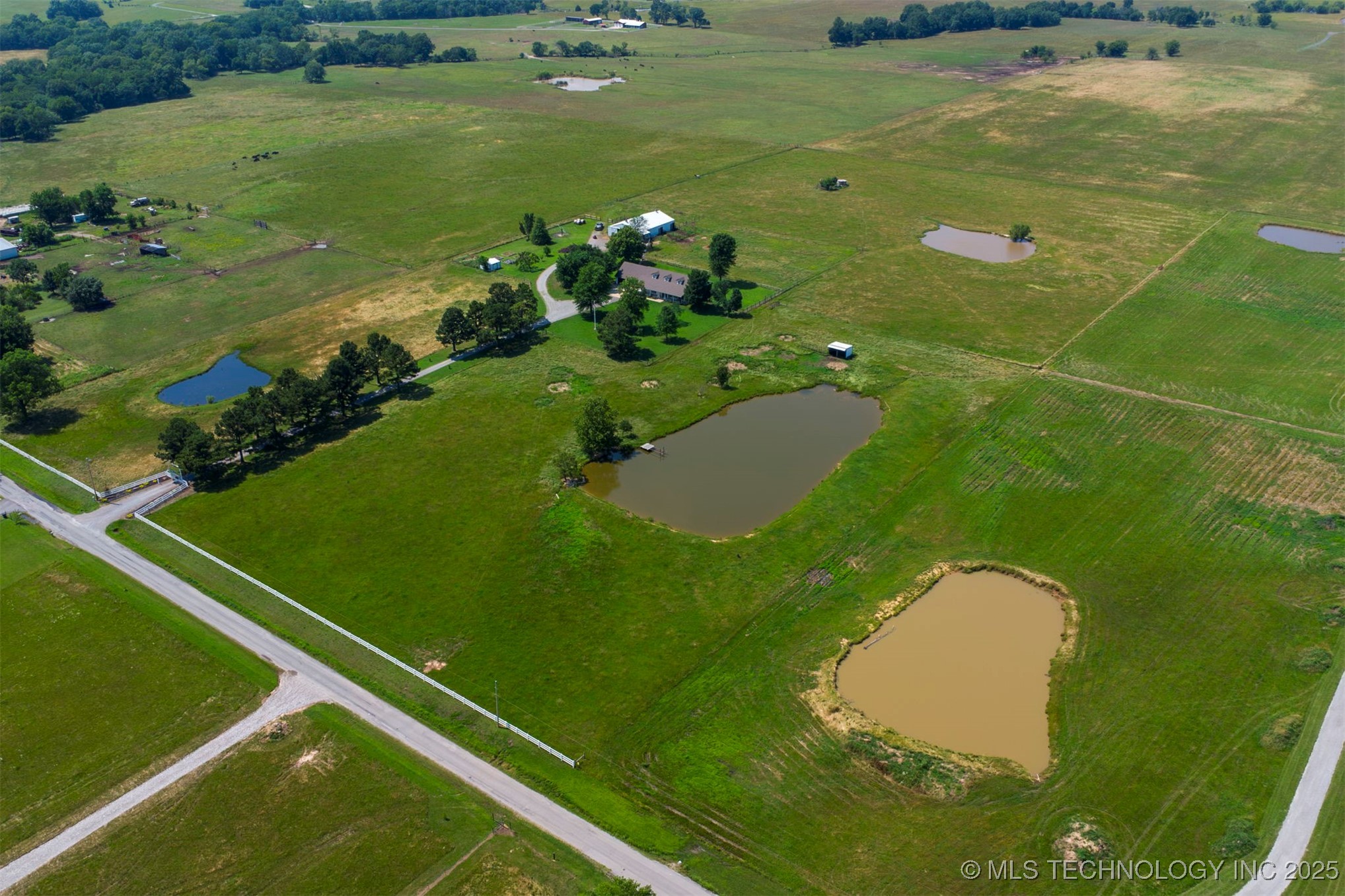 23535 E 720 Road Property Photo 75