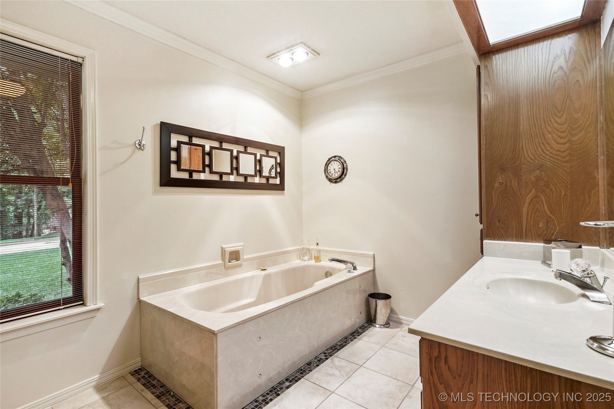 8609 S Joplin Avenue Property Photo 17