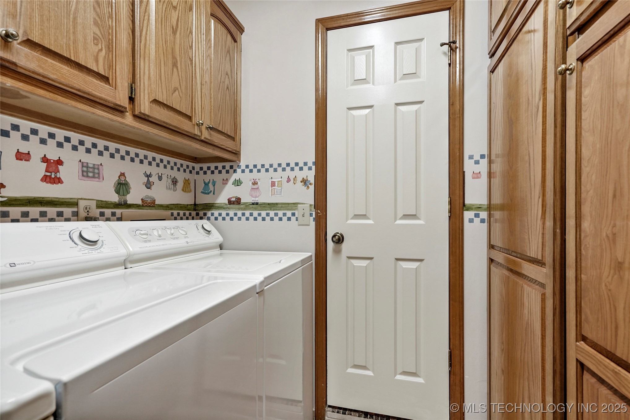 8609 S Joplin Avenue Property Photo 18