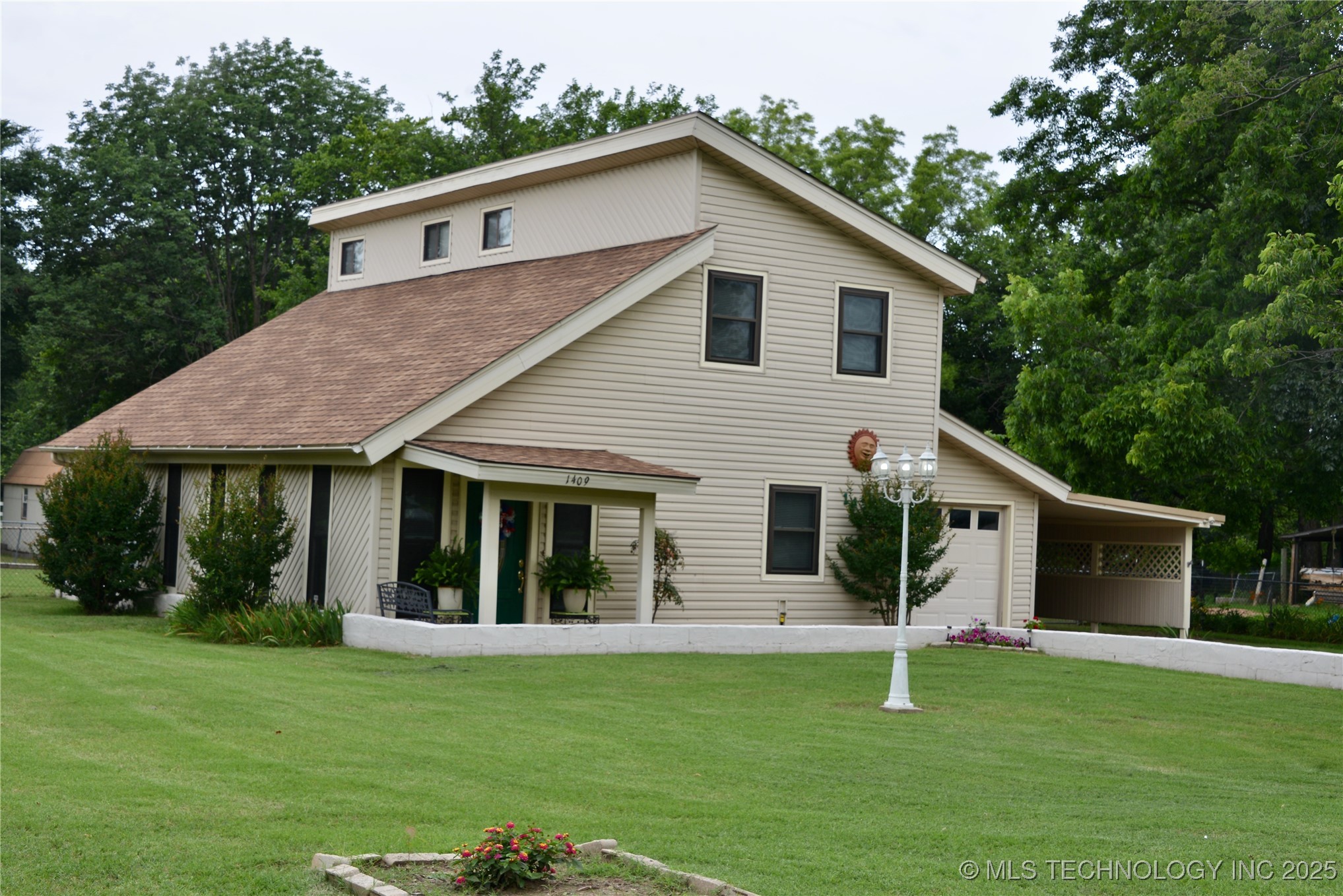 1409 N 5th Street Property Photo 1