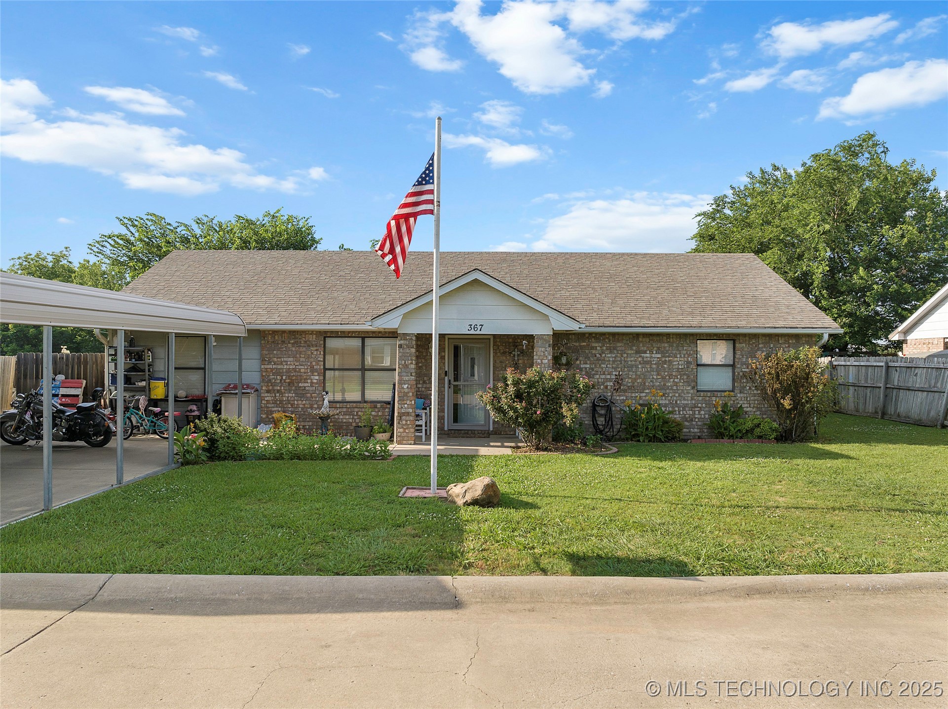 367 Elm Property Photo 1