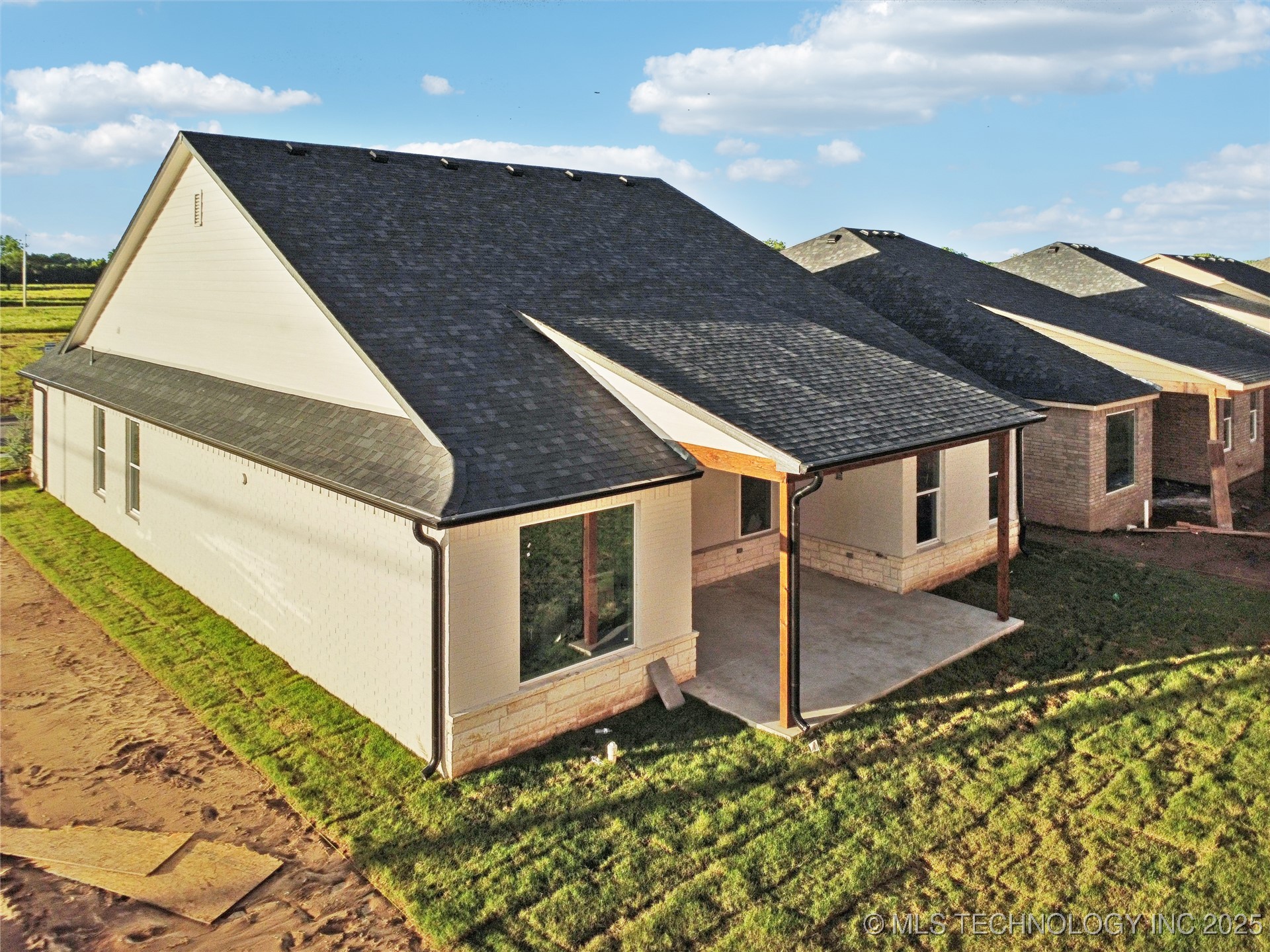 9708 E 132nd Street S Property Photo 37