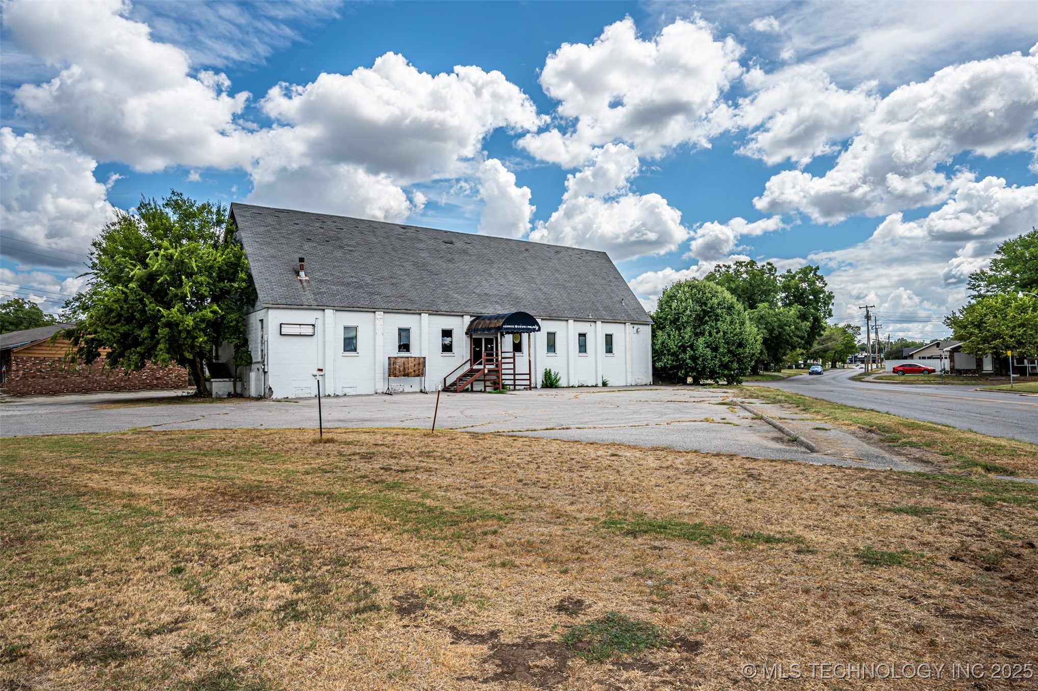615 3rd Nw Property Photo 1