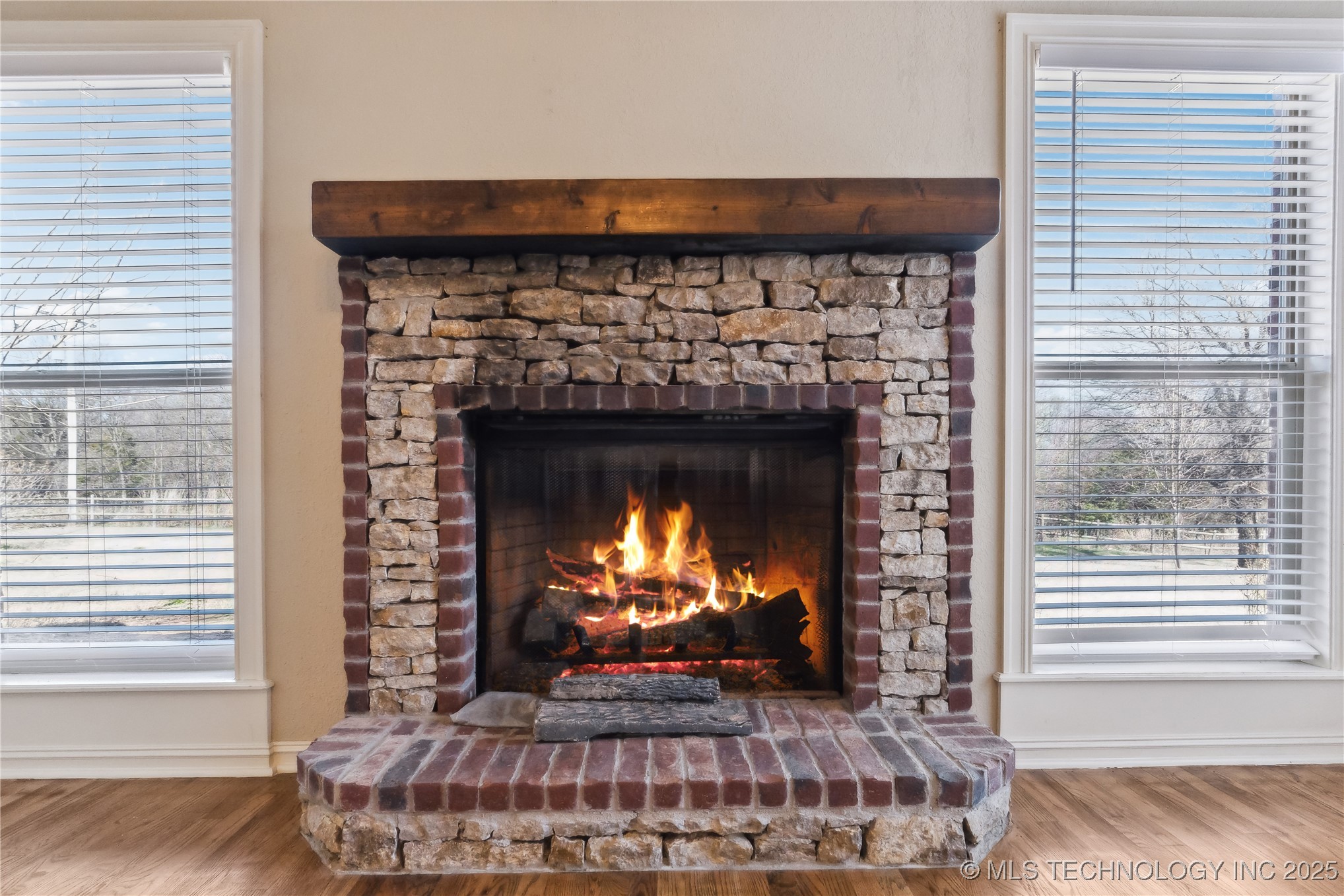 5135 E Hickory Bluff Drive Property Photo 22