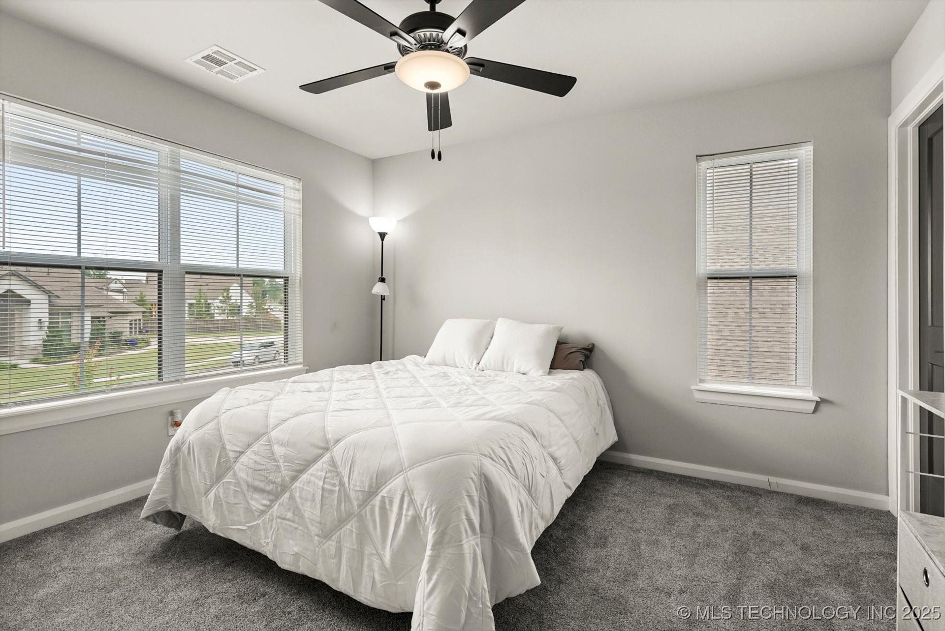 14271 S College Avenue Property Photo 32