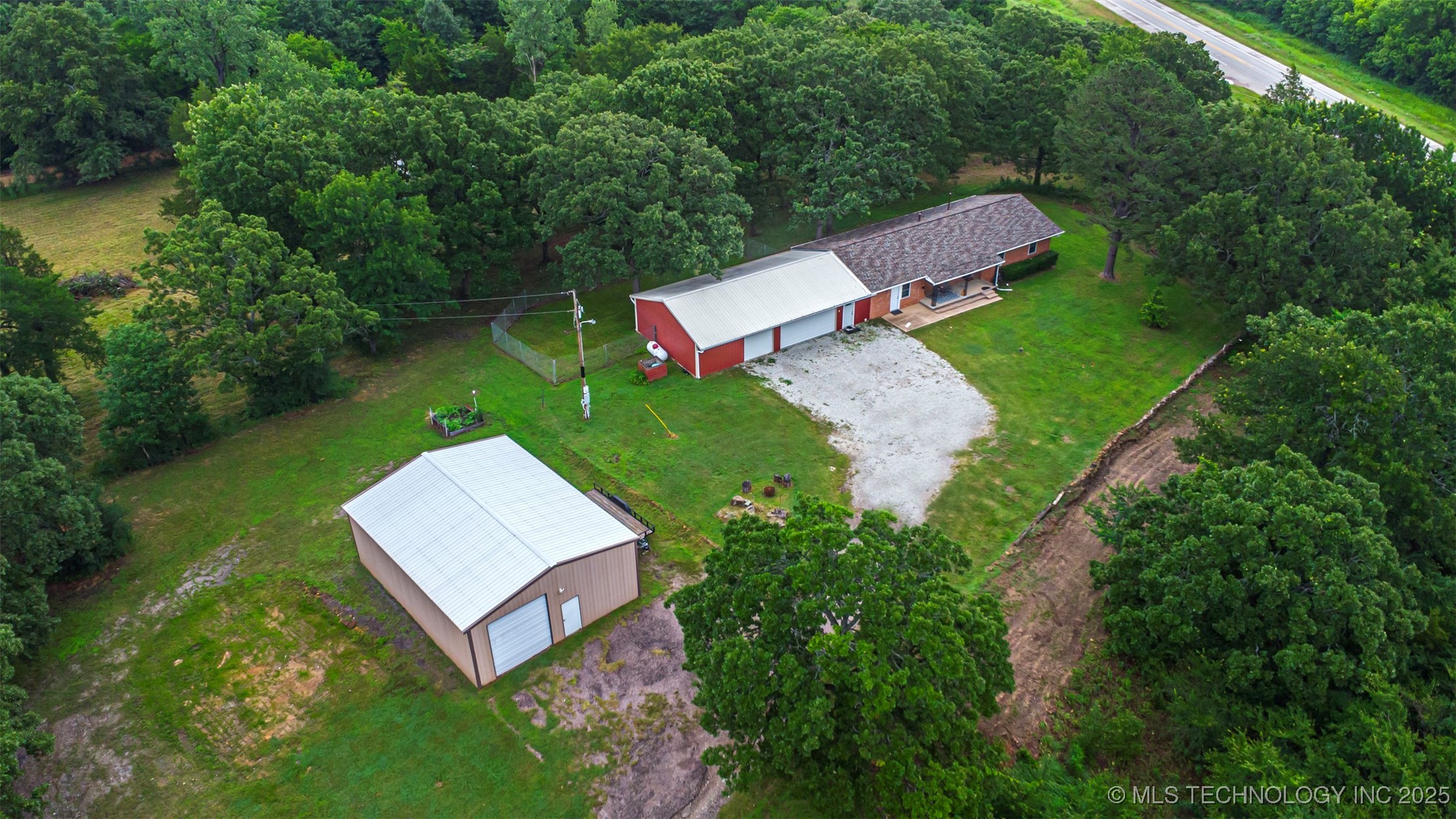 27901 County Road 1490 Property Photo 1