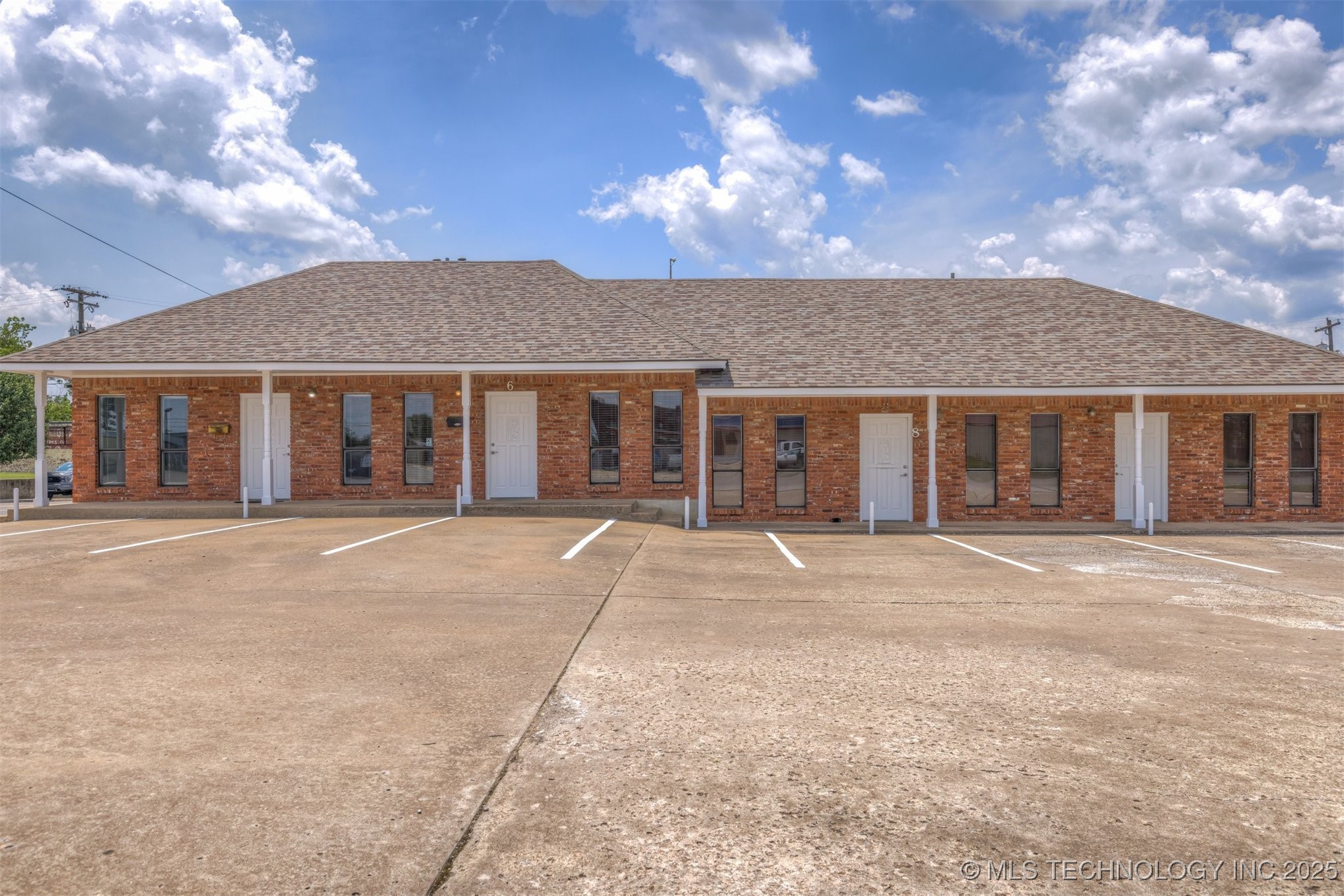 517 E Dewey Avenue Property Photo