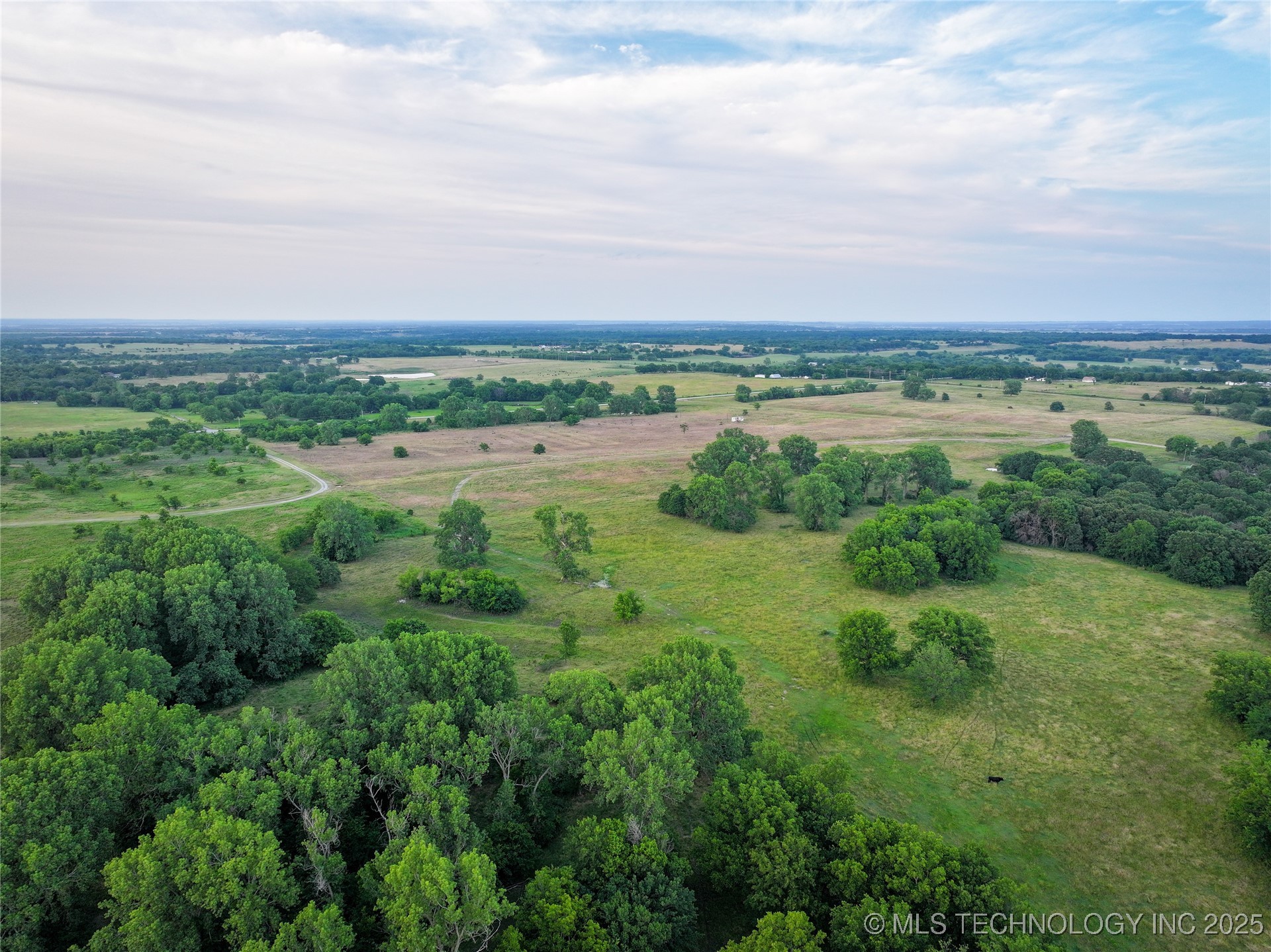 4100 S 4220 Road Property Photo 8