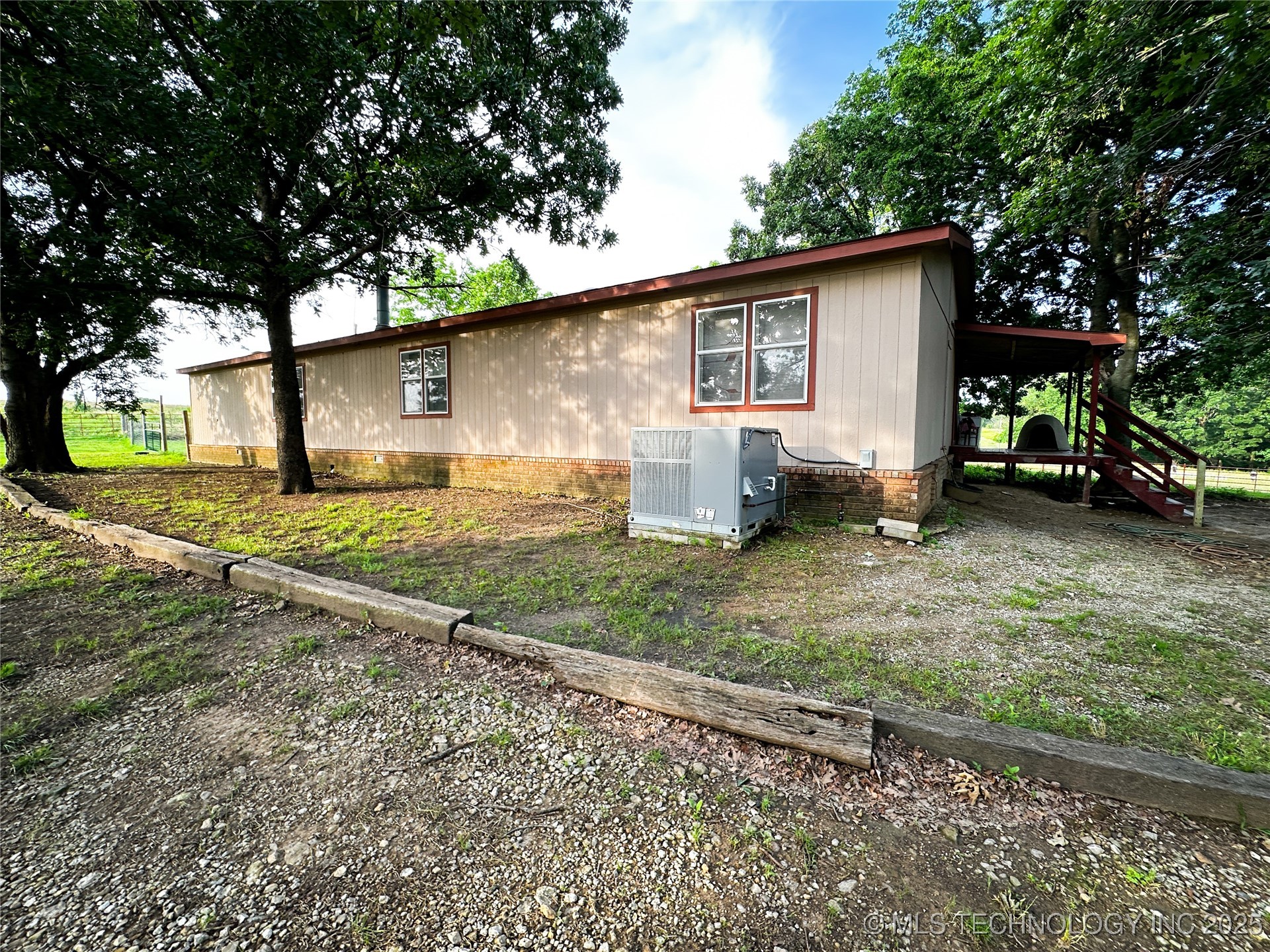4100 S 4220 Road Property Photo 10