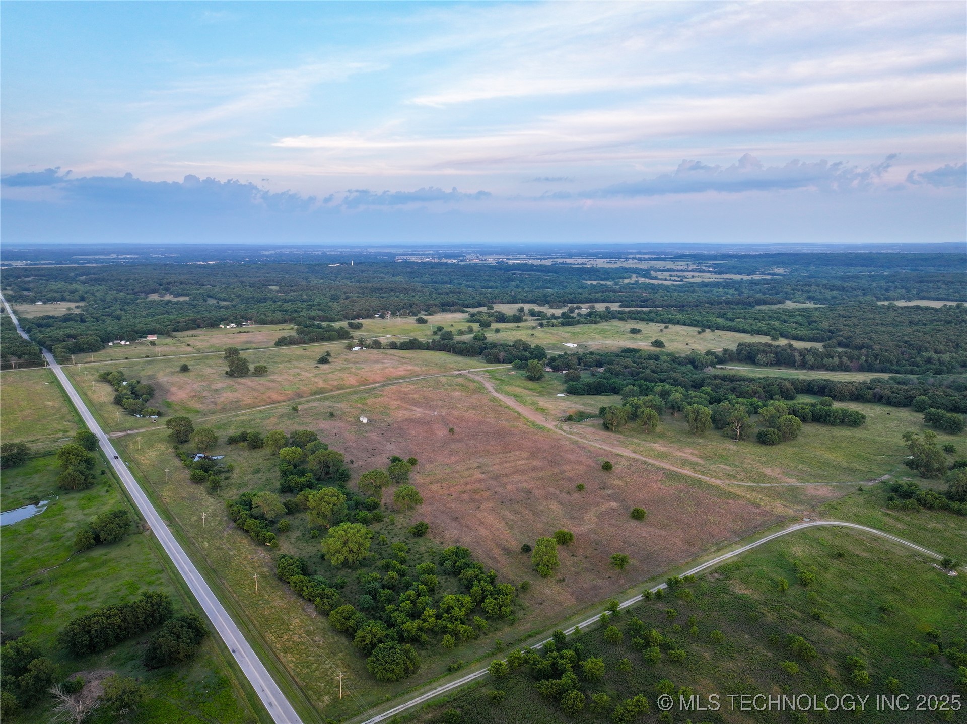 4100 S 4220 Road Property Photo 34
