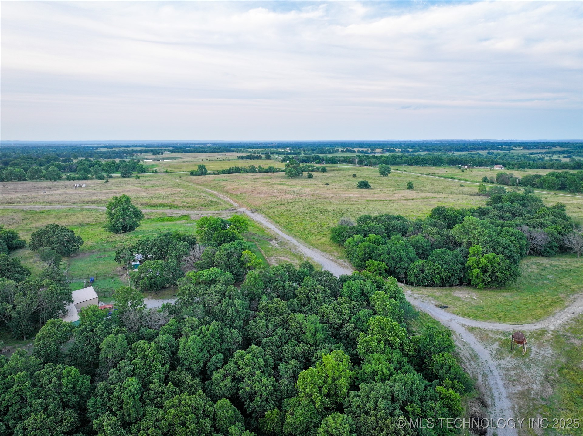 4100 S 4220 Road Property Photo 53