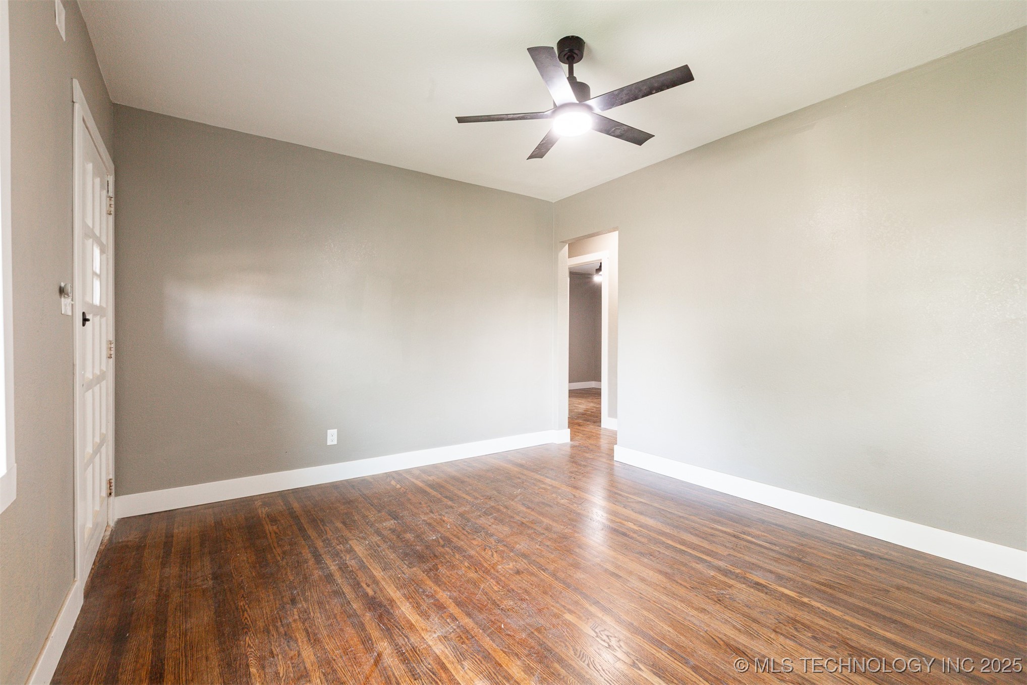 812 N Delaware Place Property Photo 8