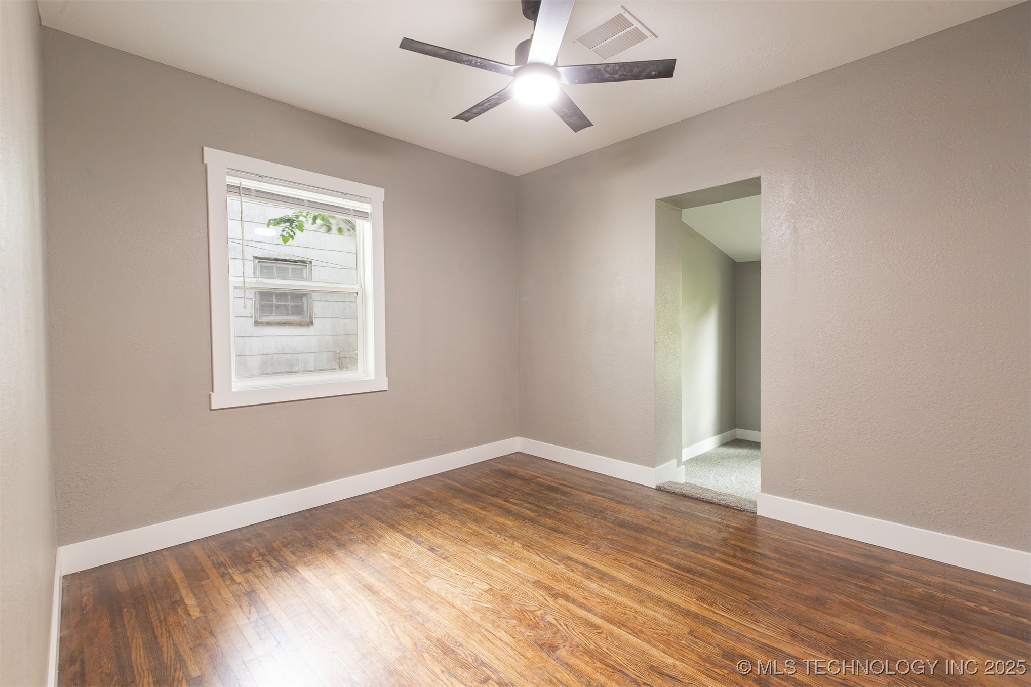 812 N Delaware Place Property Photo 18
