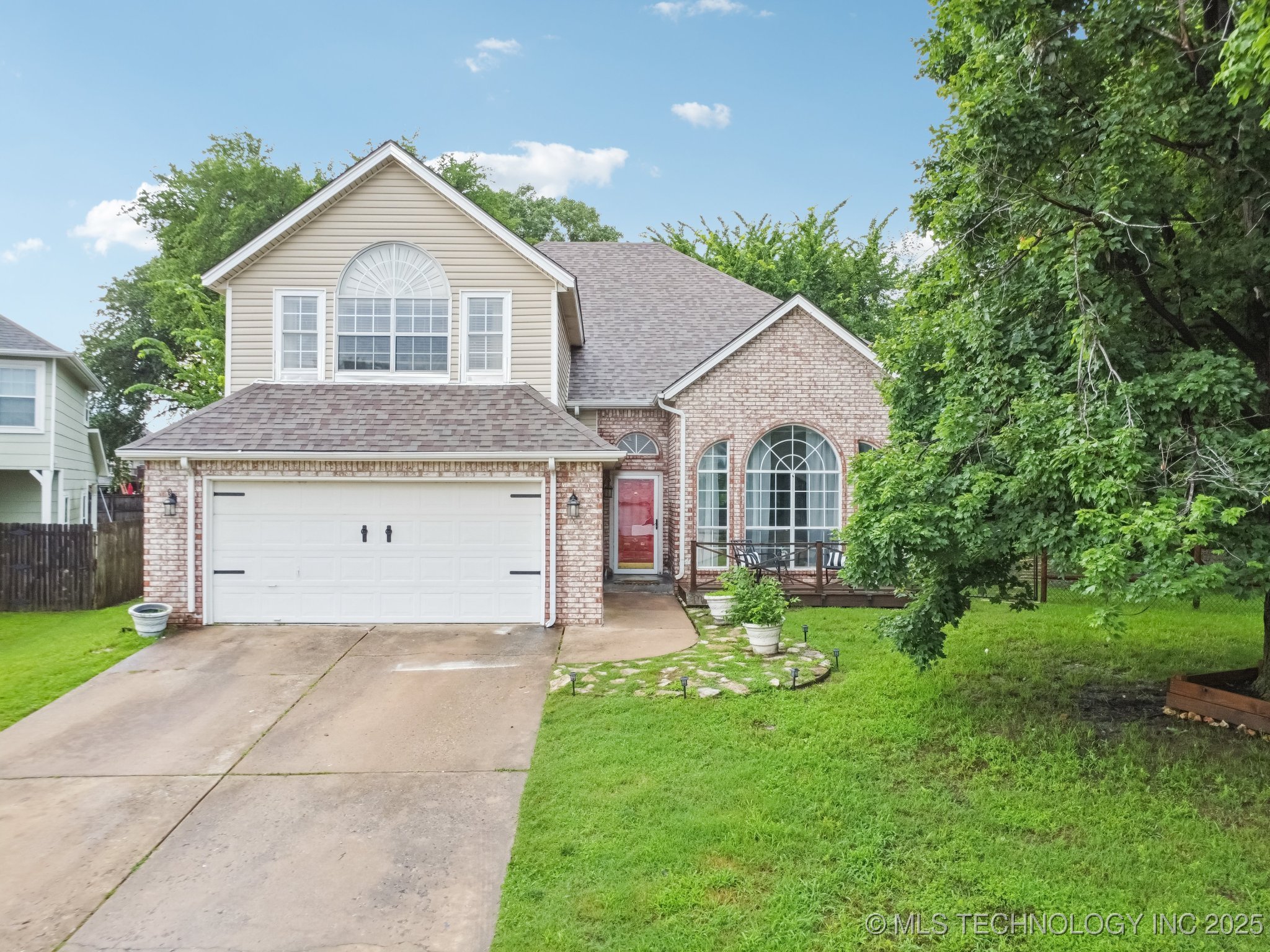 4514 W Toledo Court Property Photo