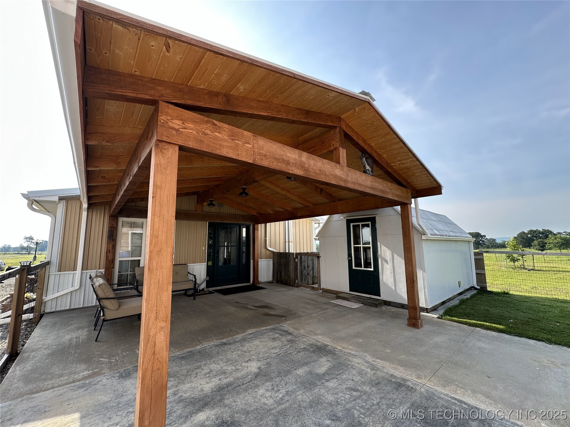 20947 N County Road 4512 Property Photo 6