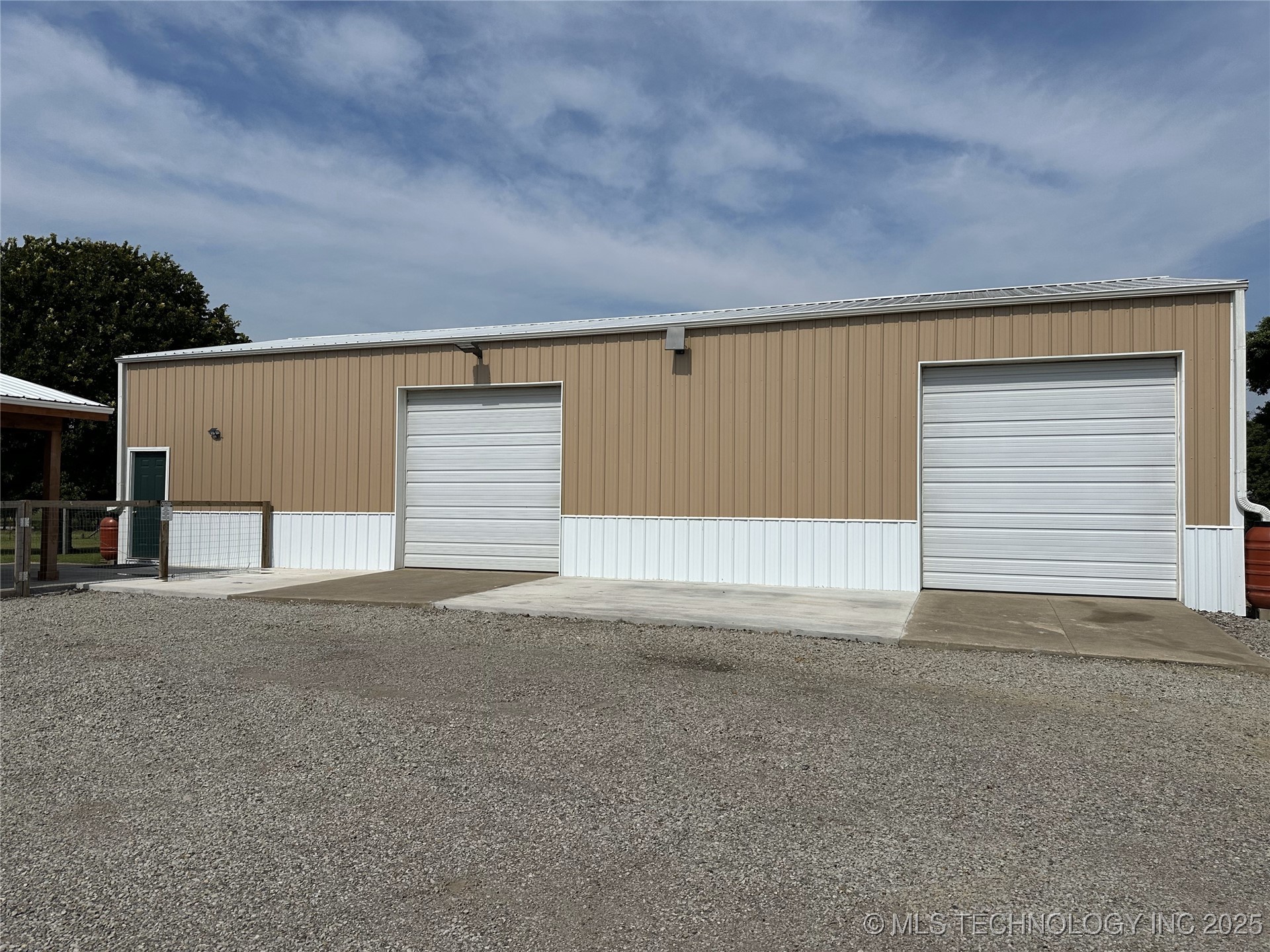 20947 N County Road 4512 Property Photo 7