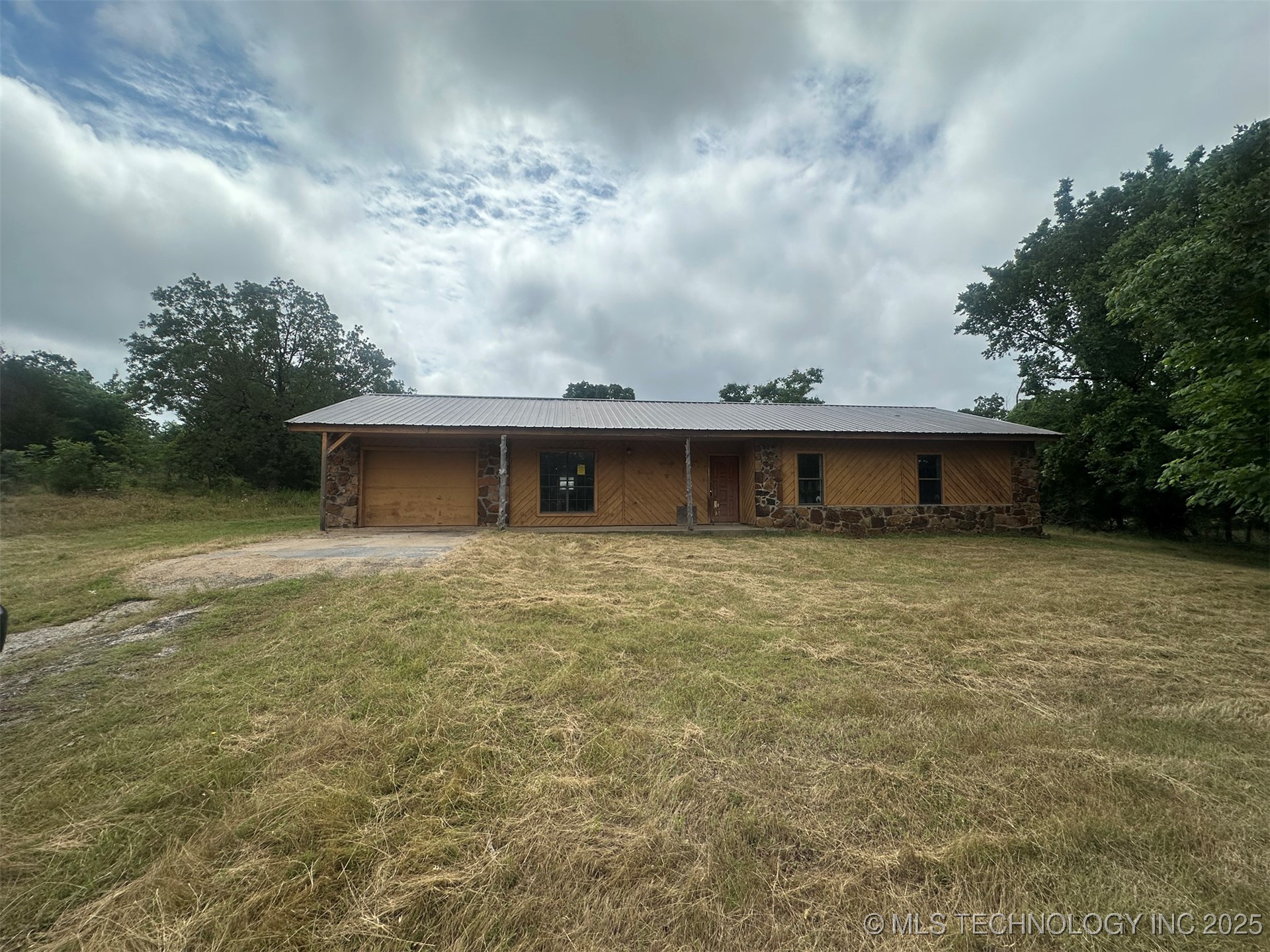 51698 W 139th Street S Property Photo 1