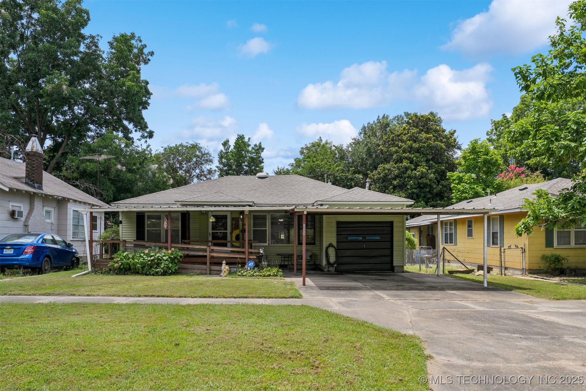 1509 Columbus Street Property Photo 1