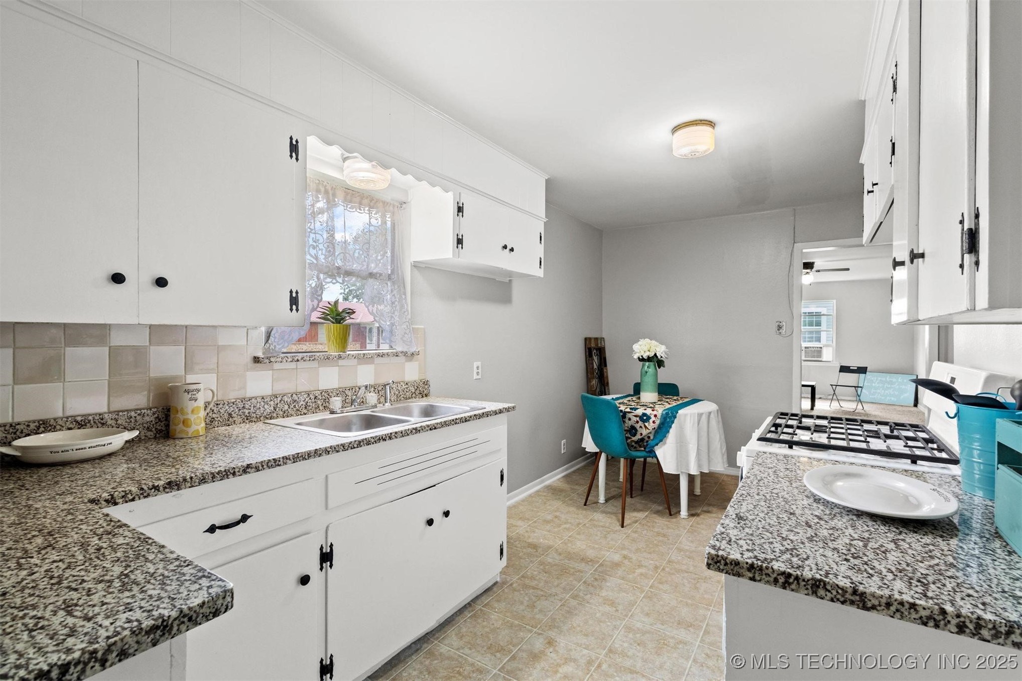707 Bradwell Street Property Photo 12
