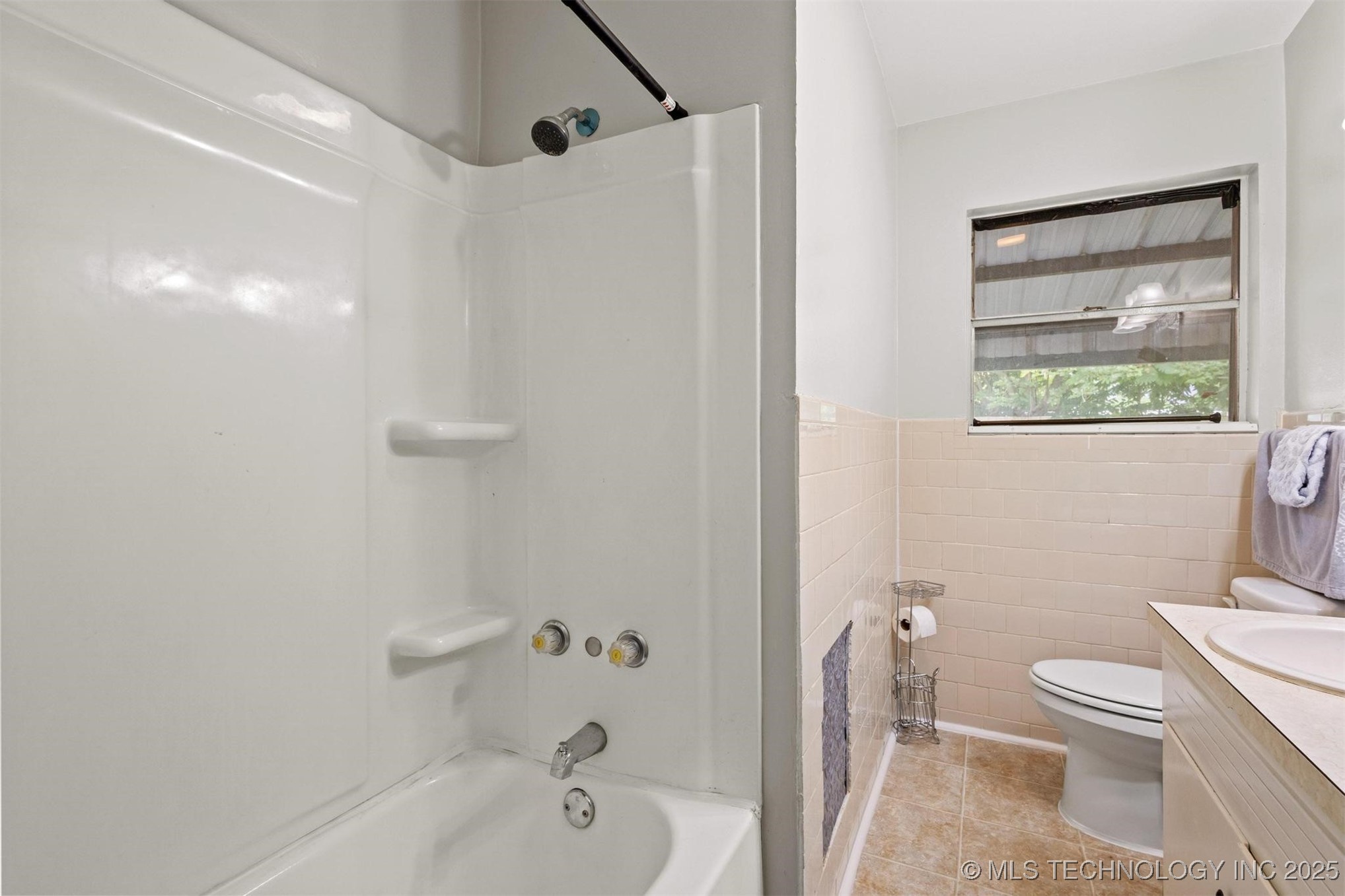 707 Bradwell Street Property Photo 20