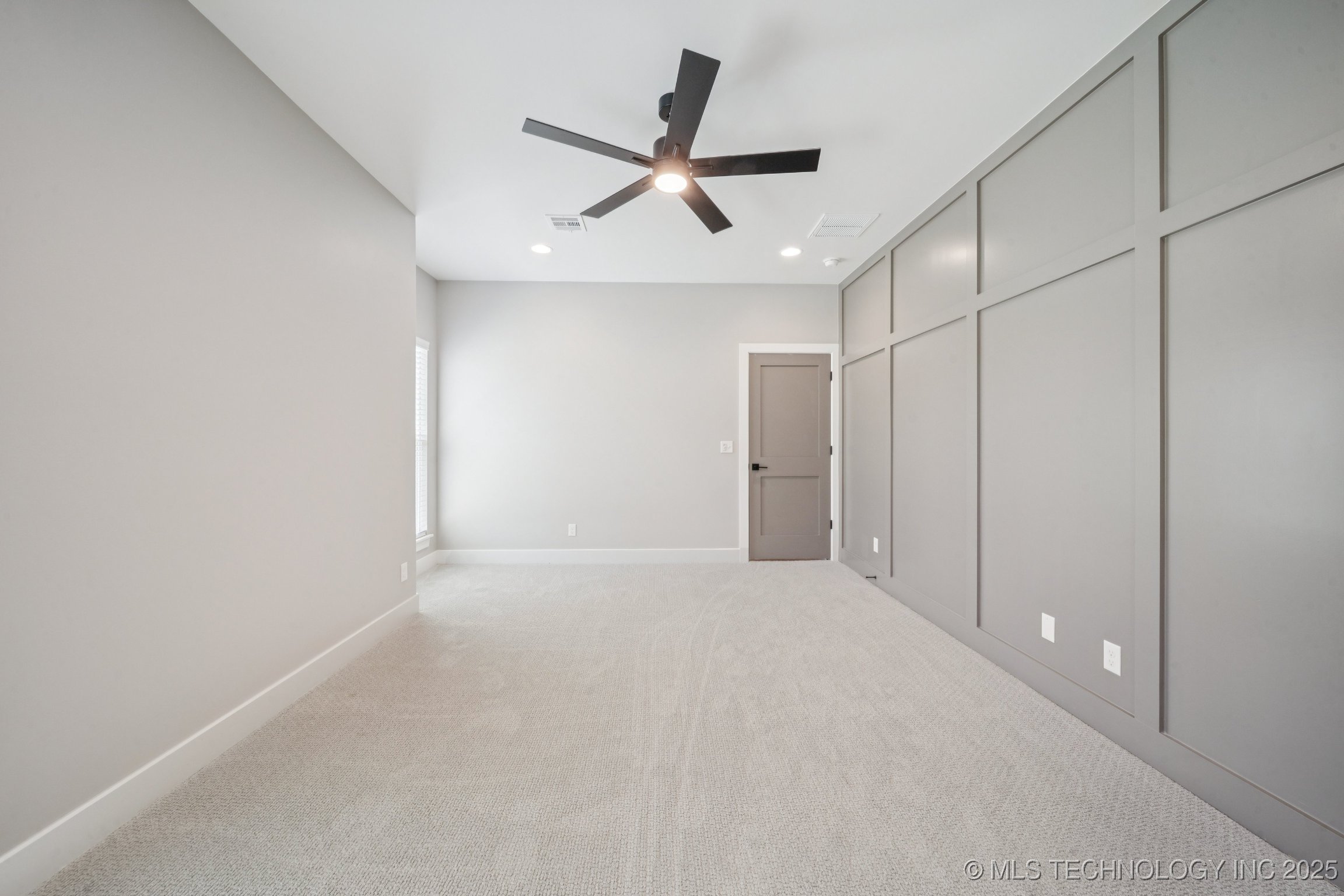 210 S Bluff Street A Property Photo 17