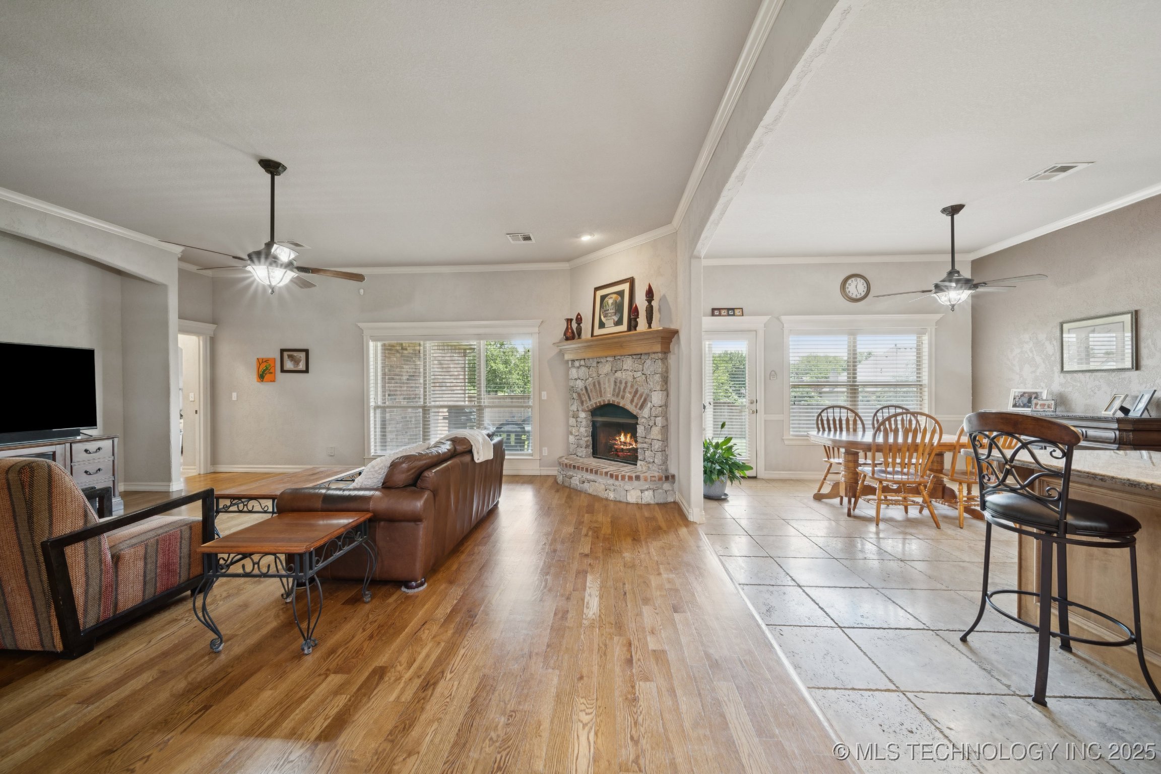 8483 N 68th East Avenue Property Photo 10