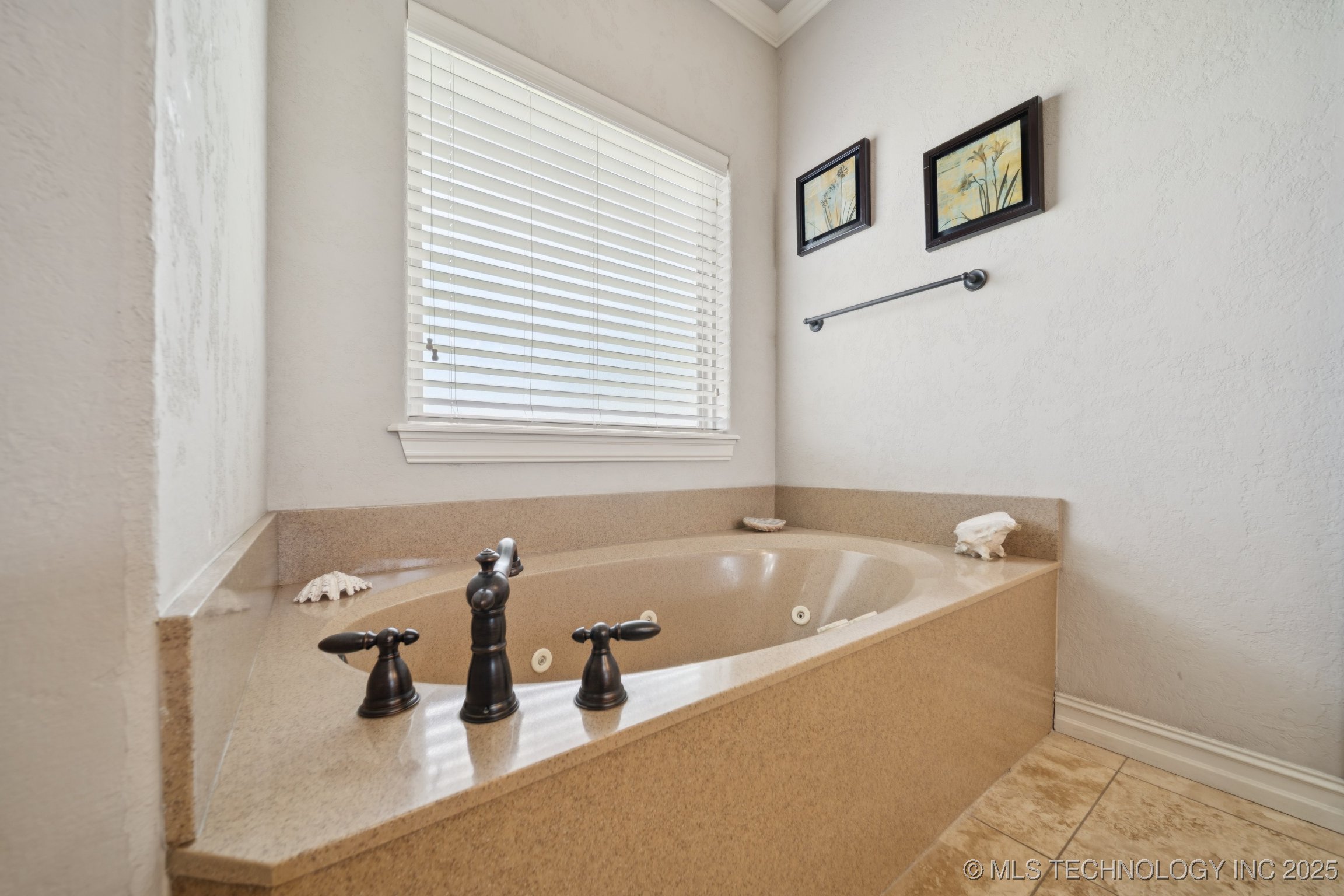 8483 N 68th East Avenue Property Photo 29