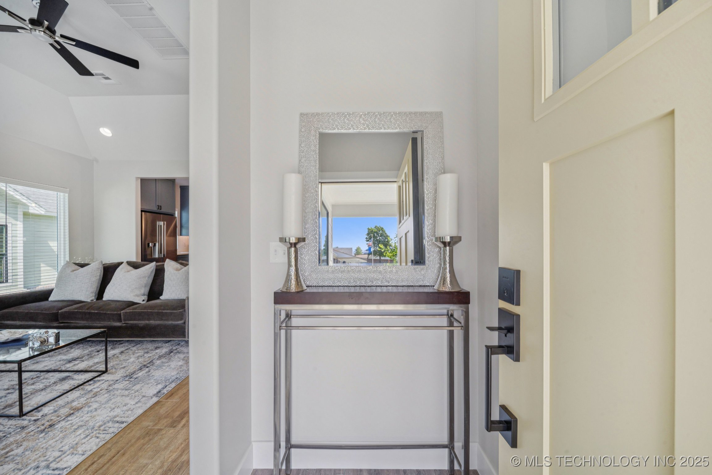 212 S Bluff Street A Property Photo 5