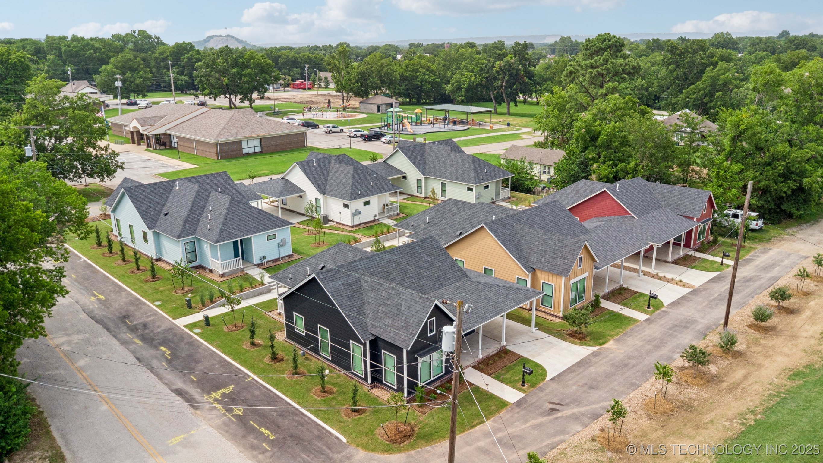 212 S Bluff Street A Property Photo 28