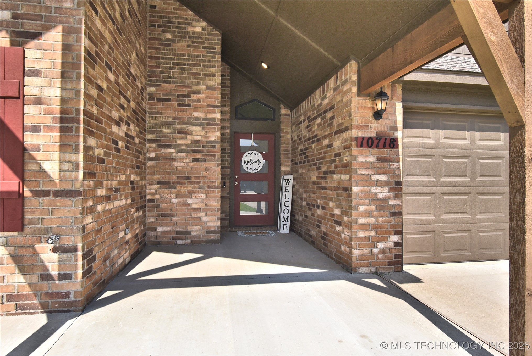 10718 S 279th Avenue E Property Photo 3