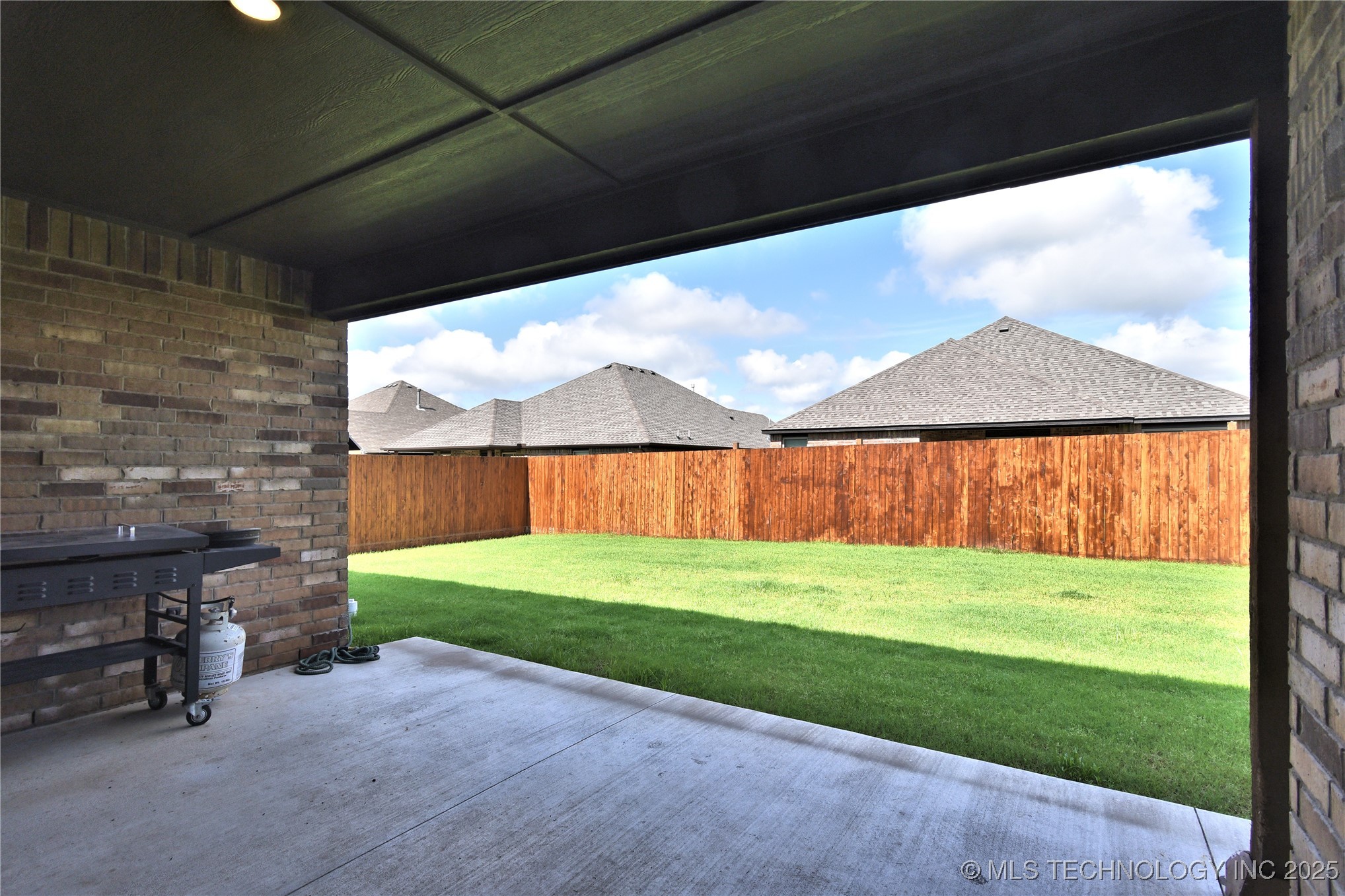 10718 S 279th Avenue E Property Photo 24