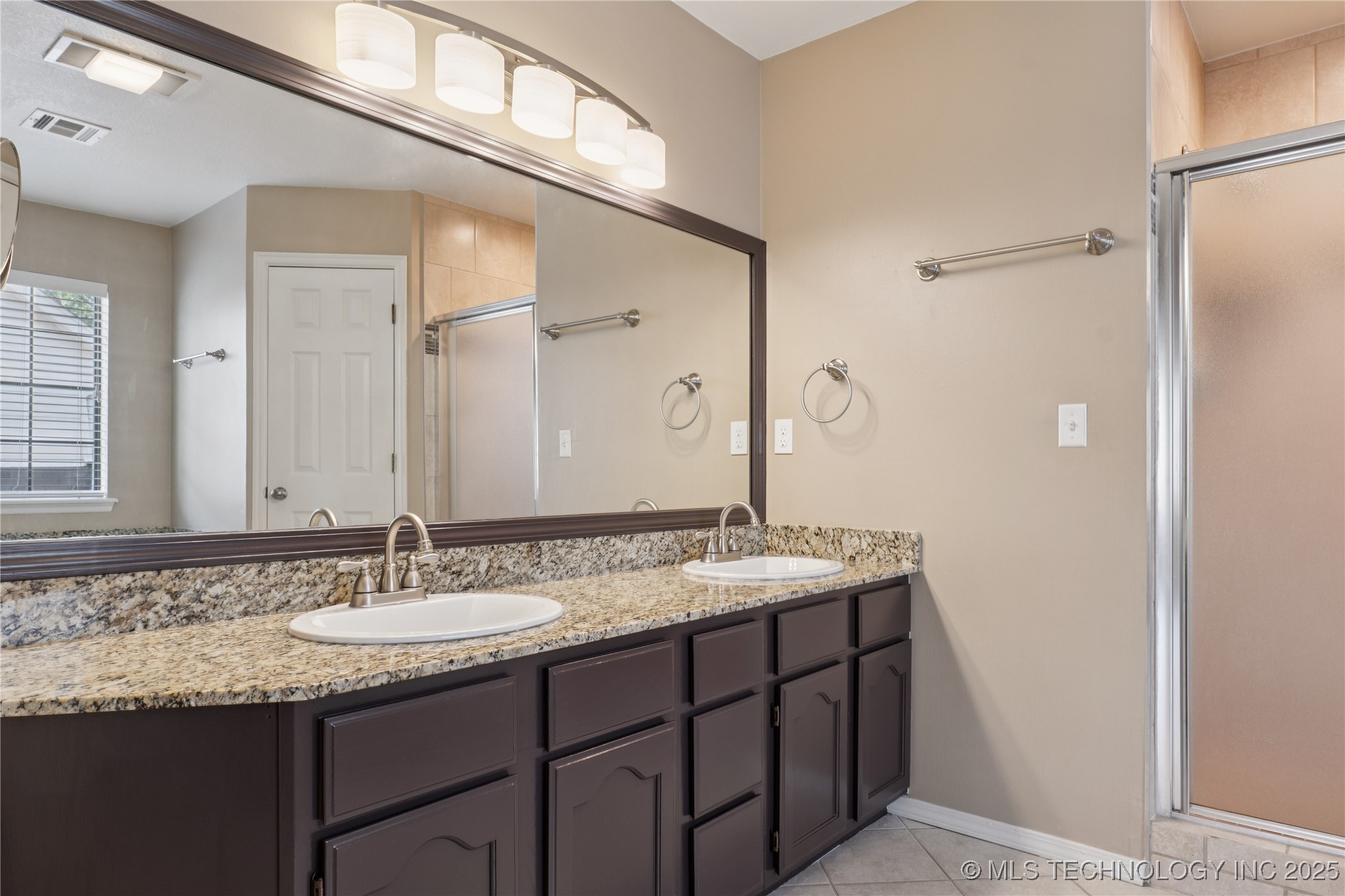 3909 W El Paso Street Property Photo 25
