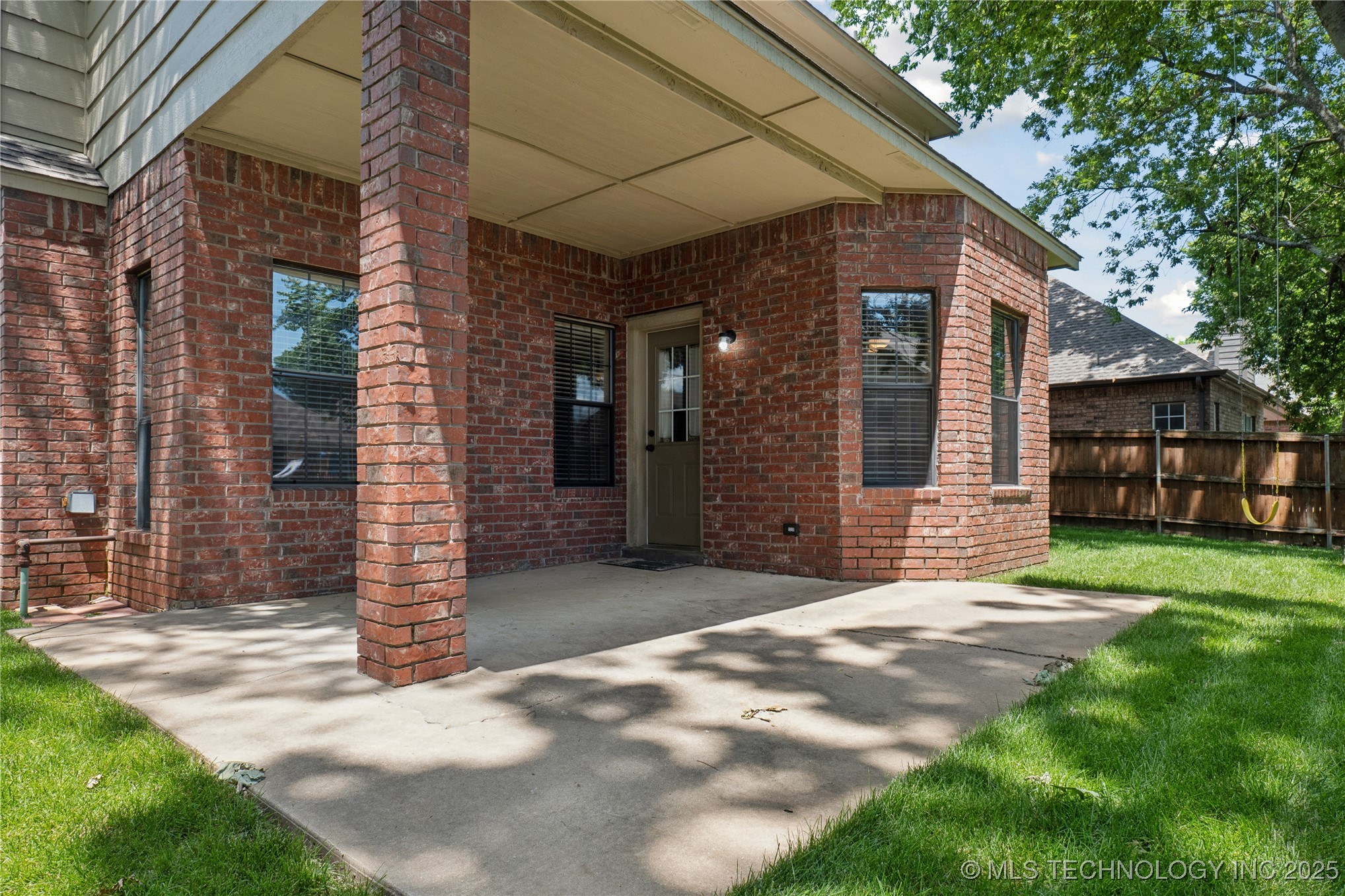 3909 W El Paso Street Property Photo 32