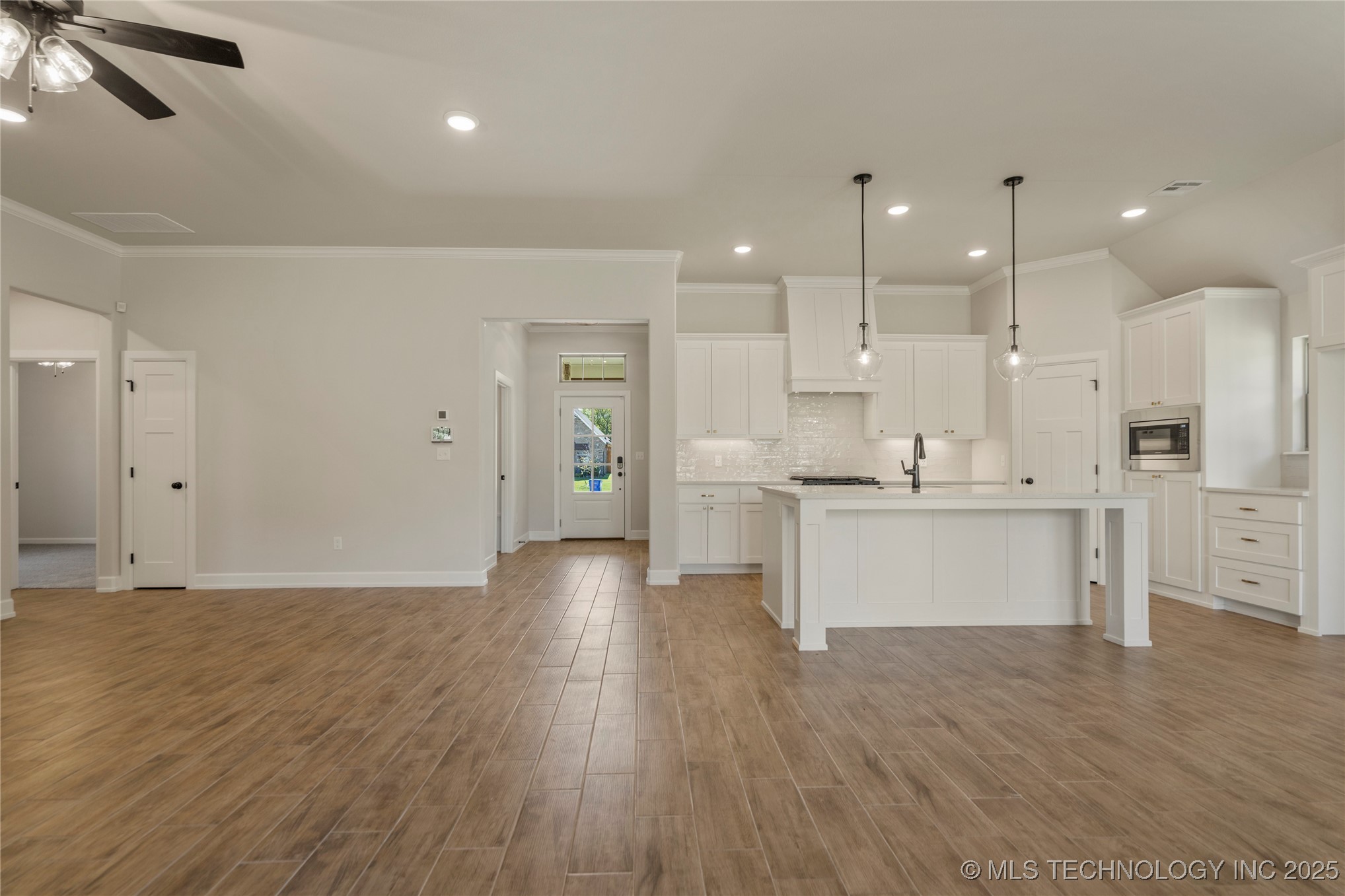 1505 N 71st Street Property Photo 6